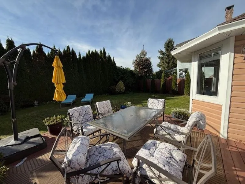 2474 Kensinngton Crescent