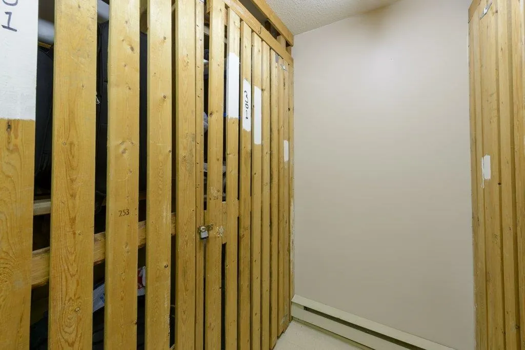 301 29 Nanaimo Street