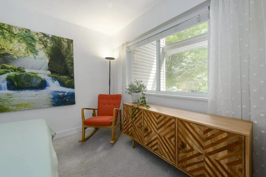 301 29 Nanaimo Street