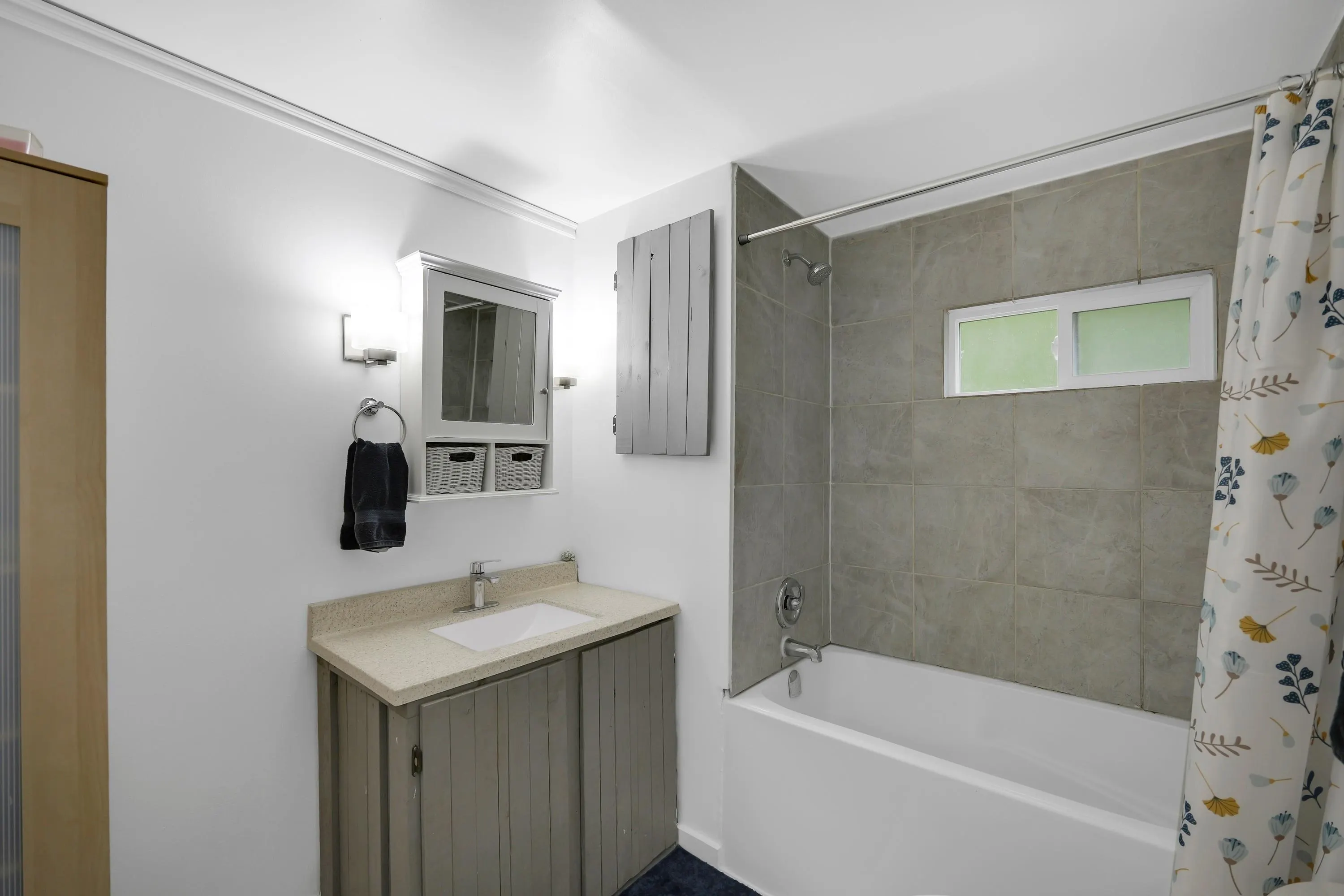 8 39884 Government Road