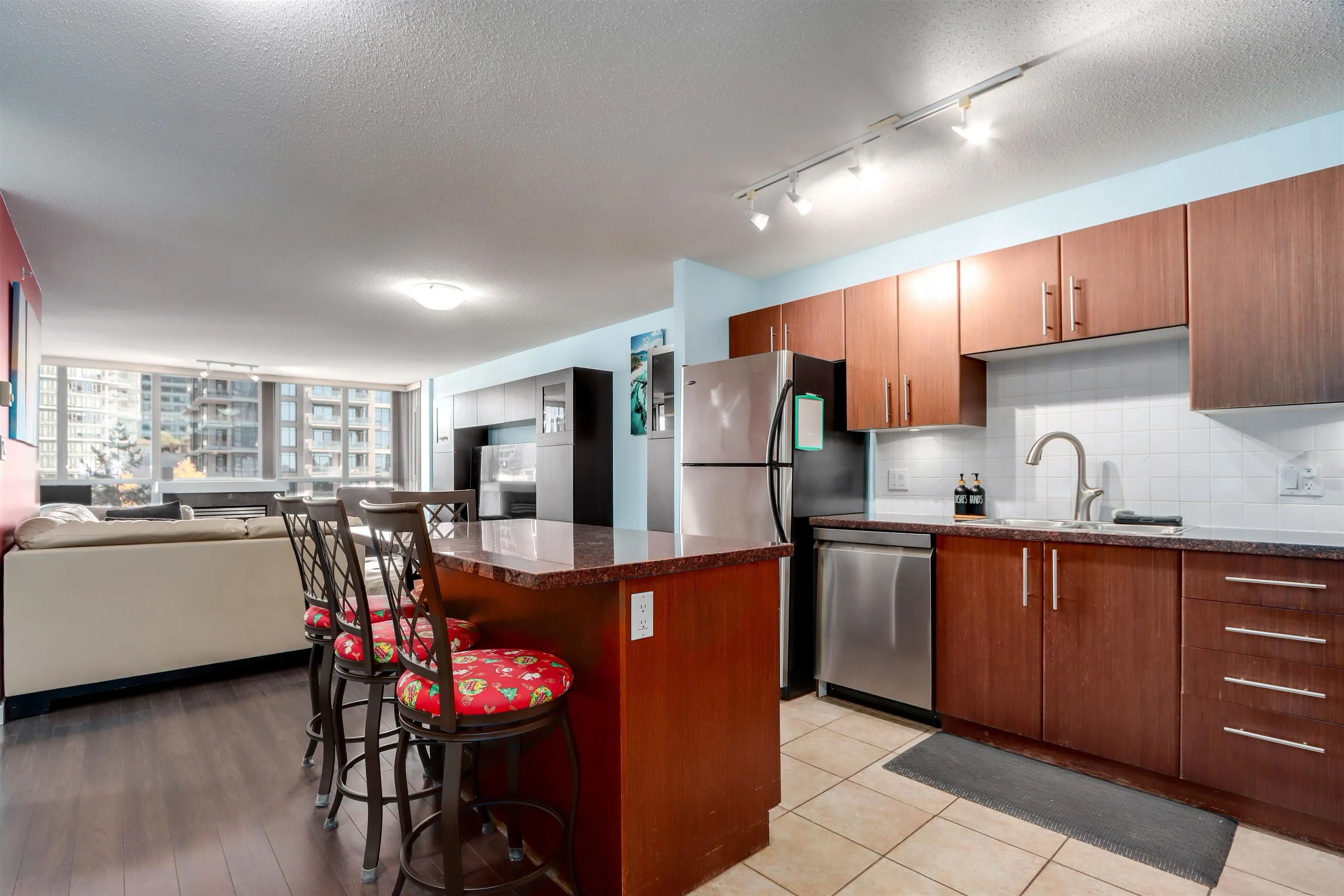 707 2088 Madison Avenue