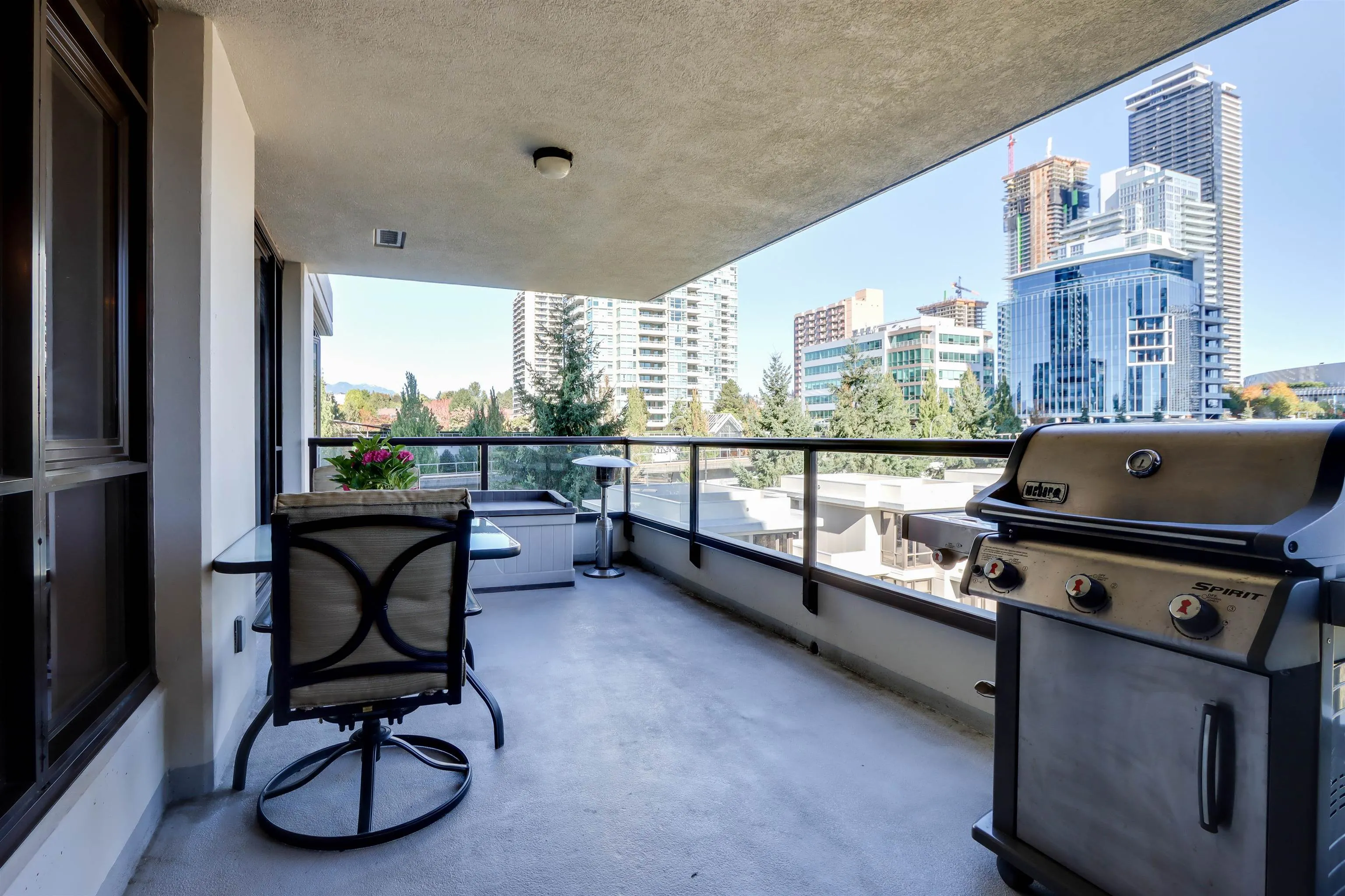 707 2088 Madison Avenue