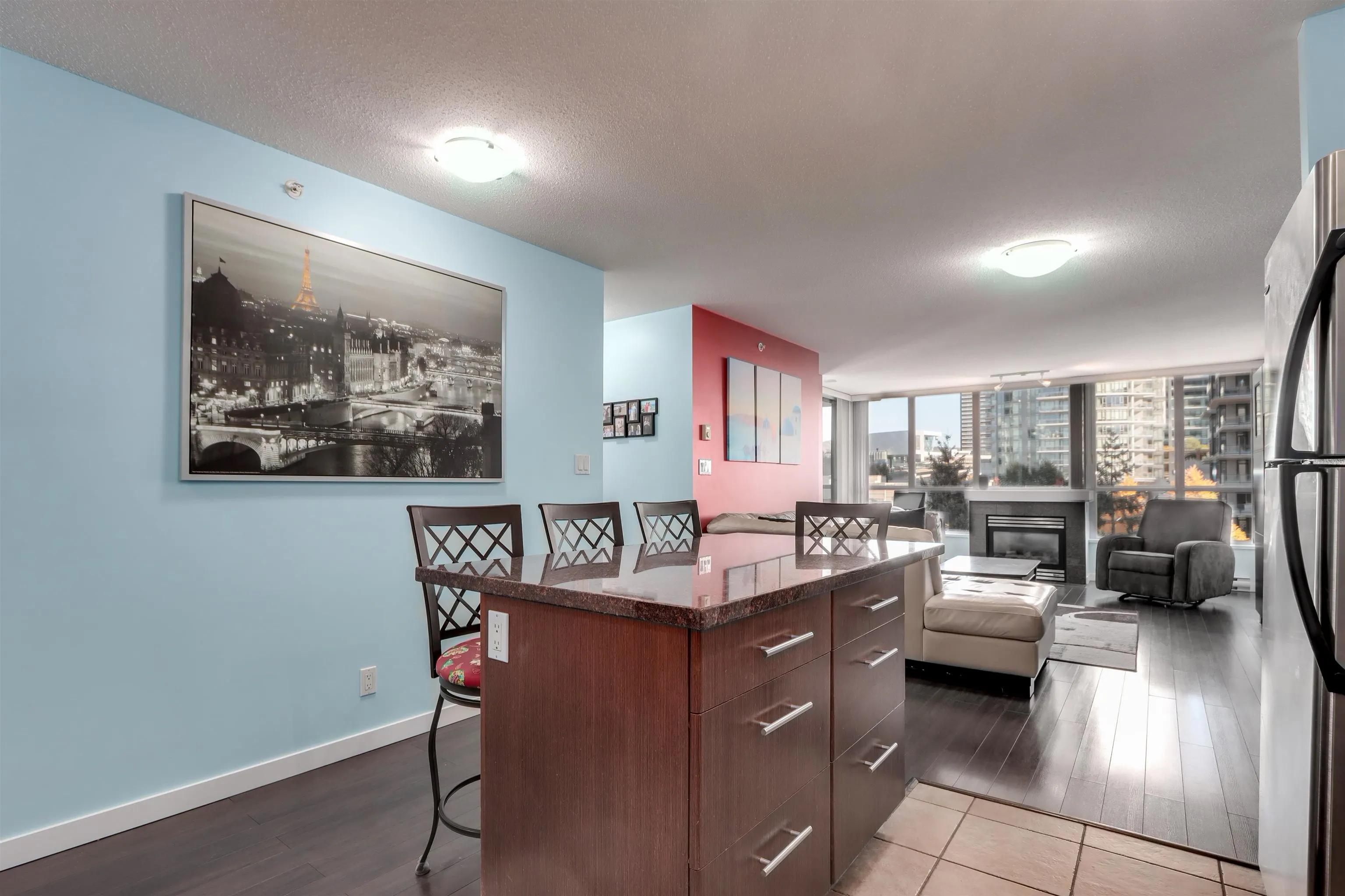 707 2088 Madison Avenue