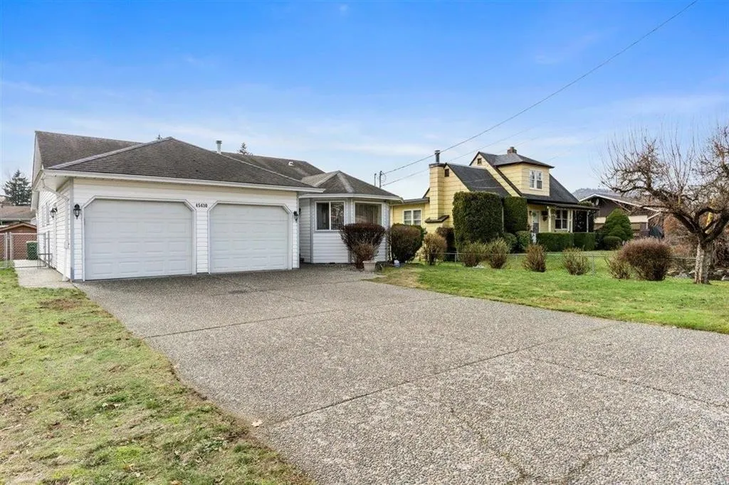 45430 Bernard Avenue