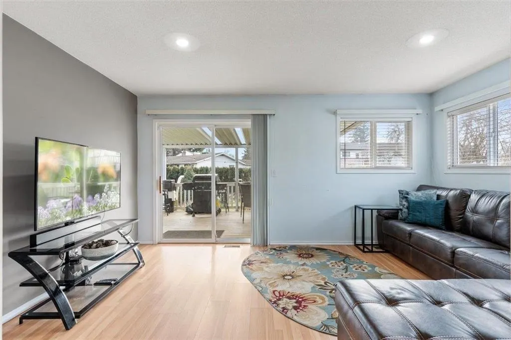 45430 Bernard Avenue