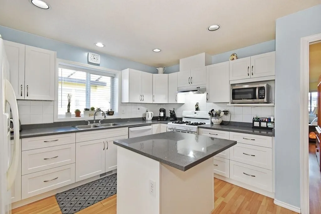 45430 Bernard Avenue