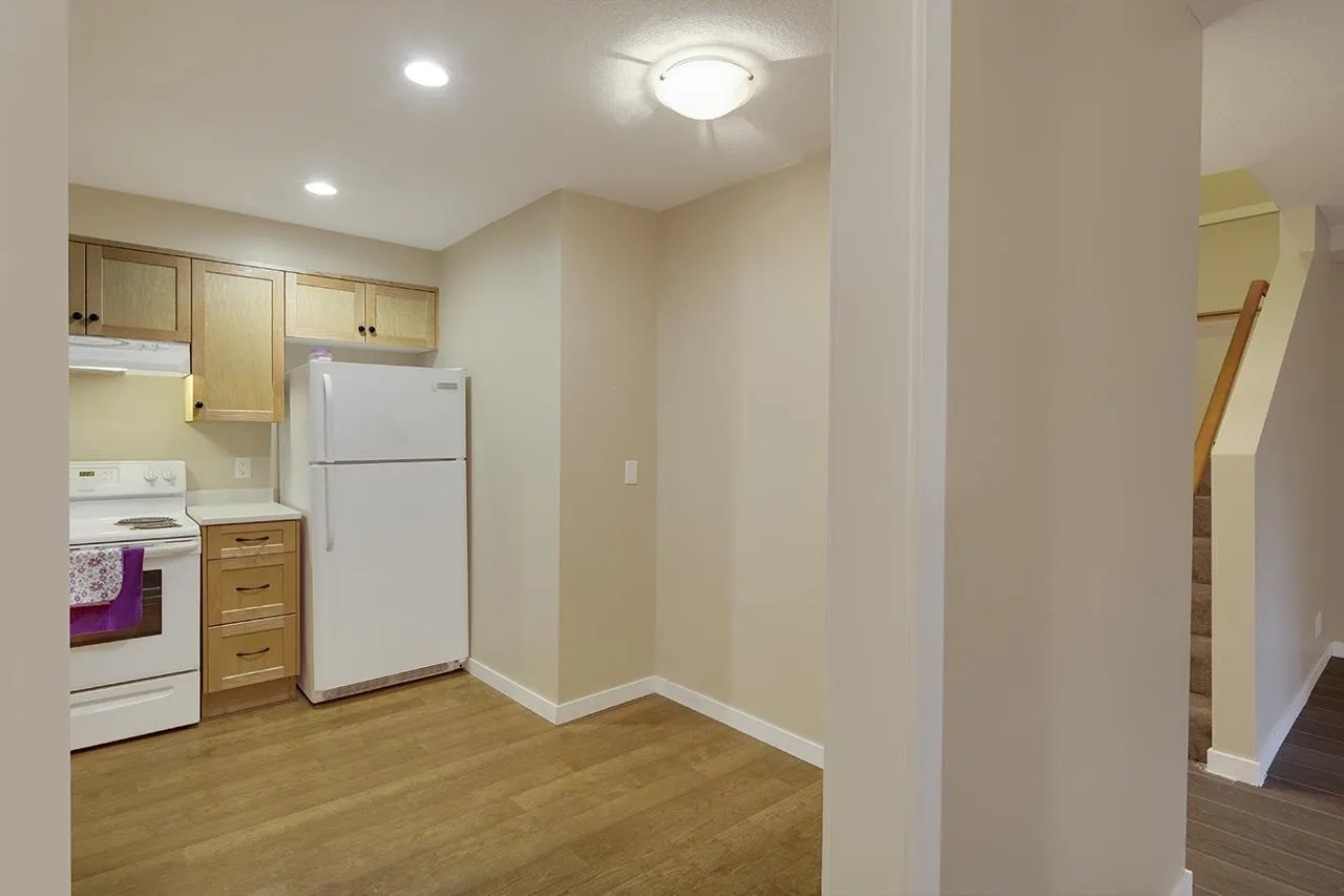 3380 Marquette Crescent