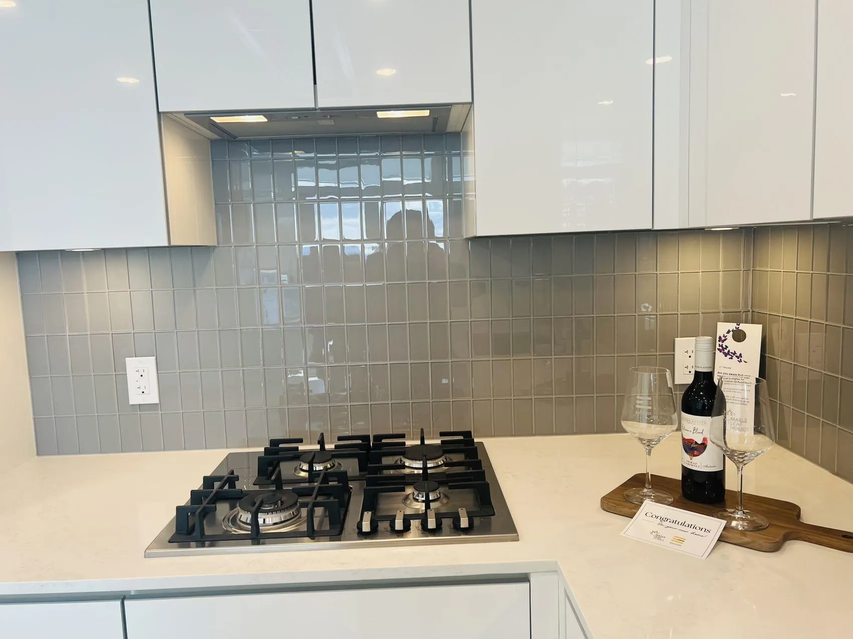 2003 10428 Whalley Boulevard