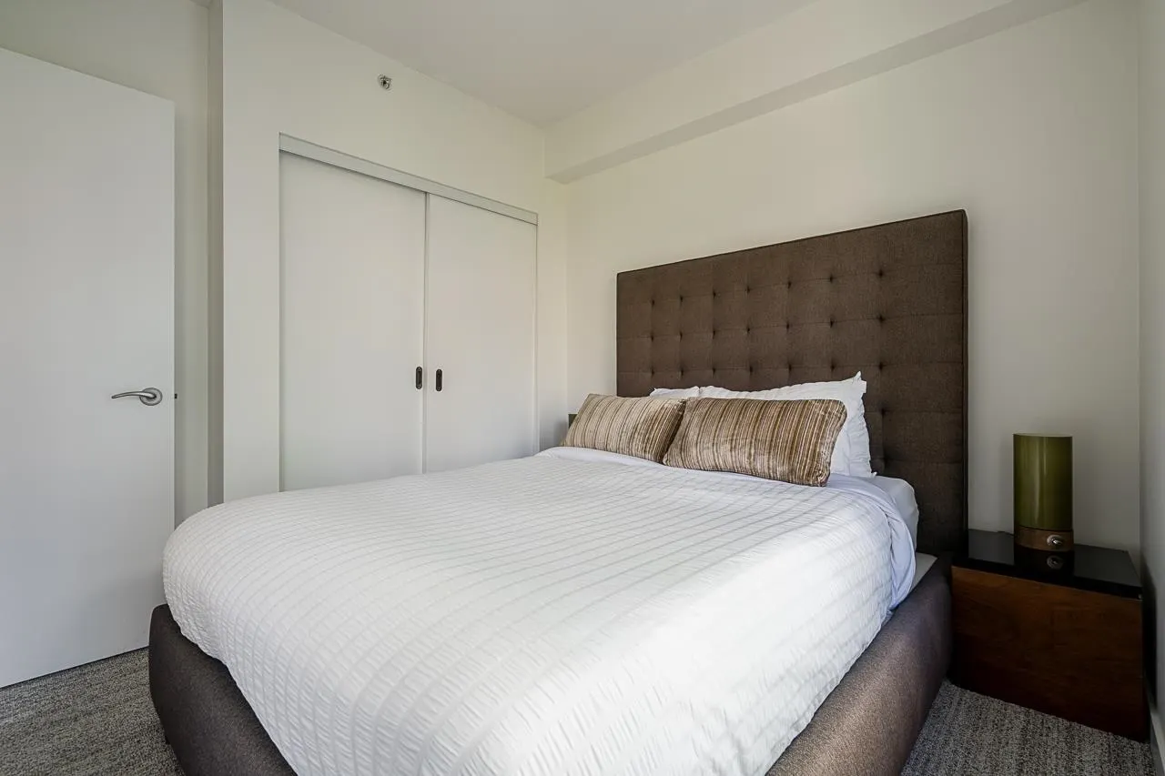 810 821 Cambie Street