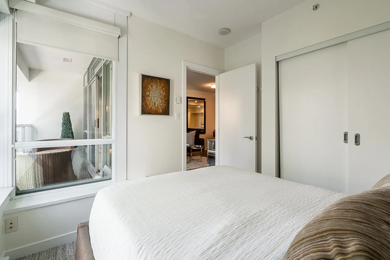 810 821 Cambie Street