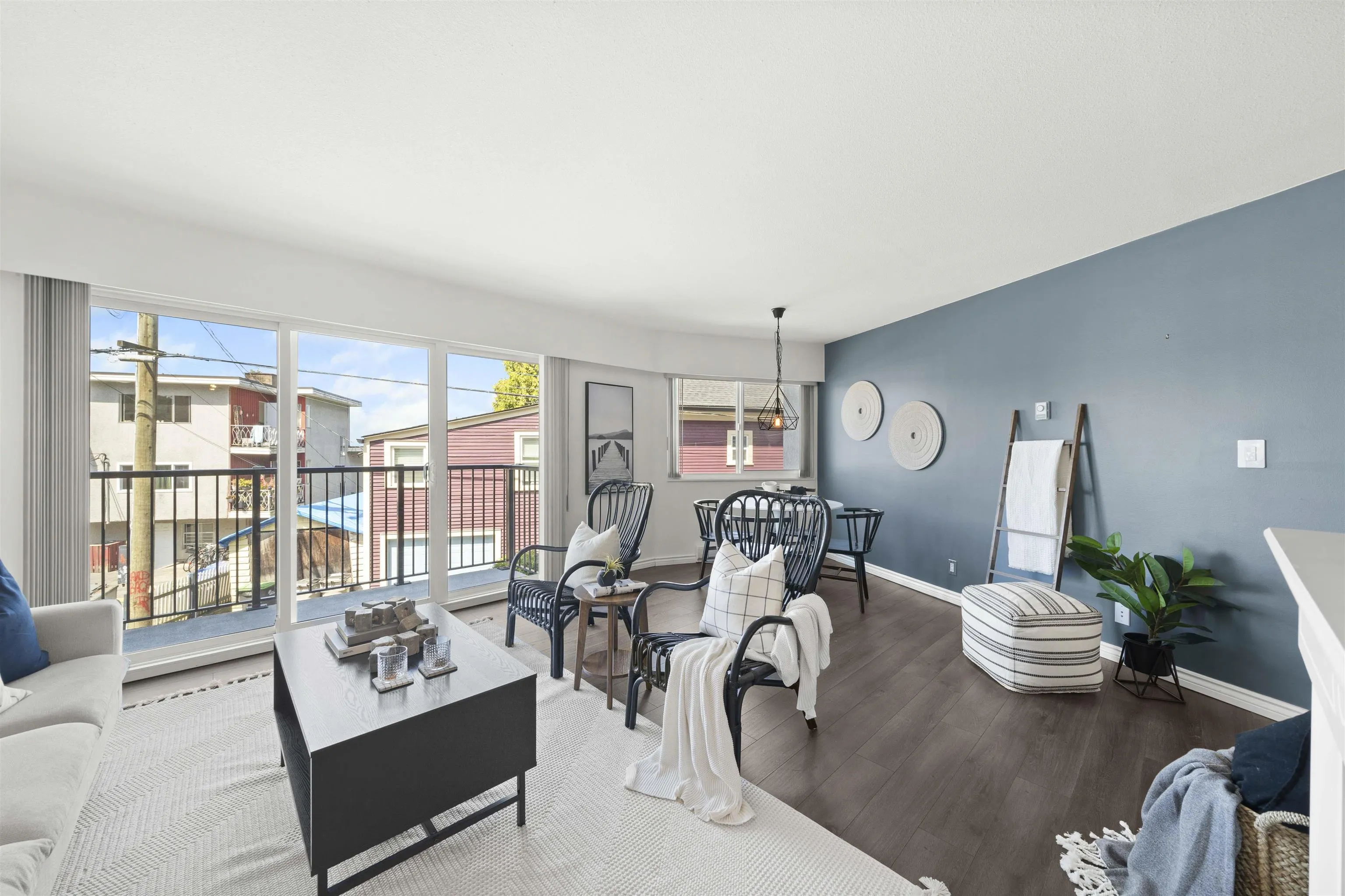 203 2244 Mcgill Street