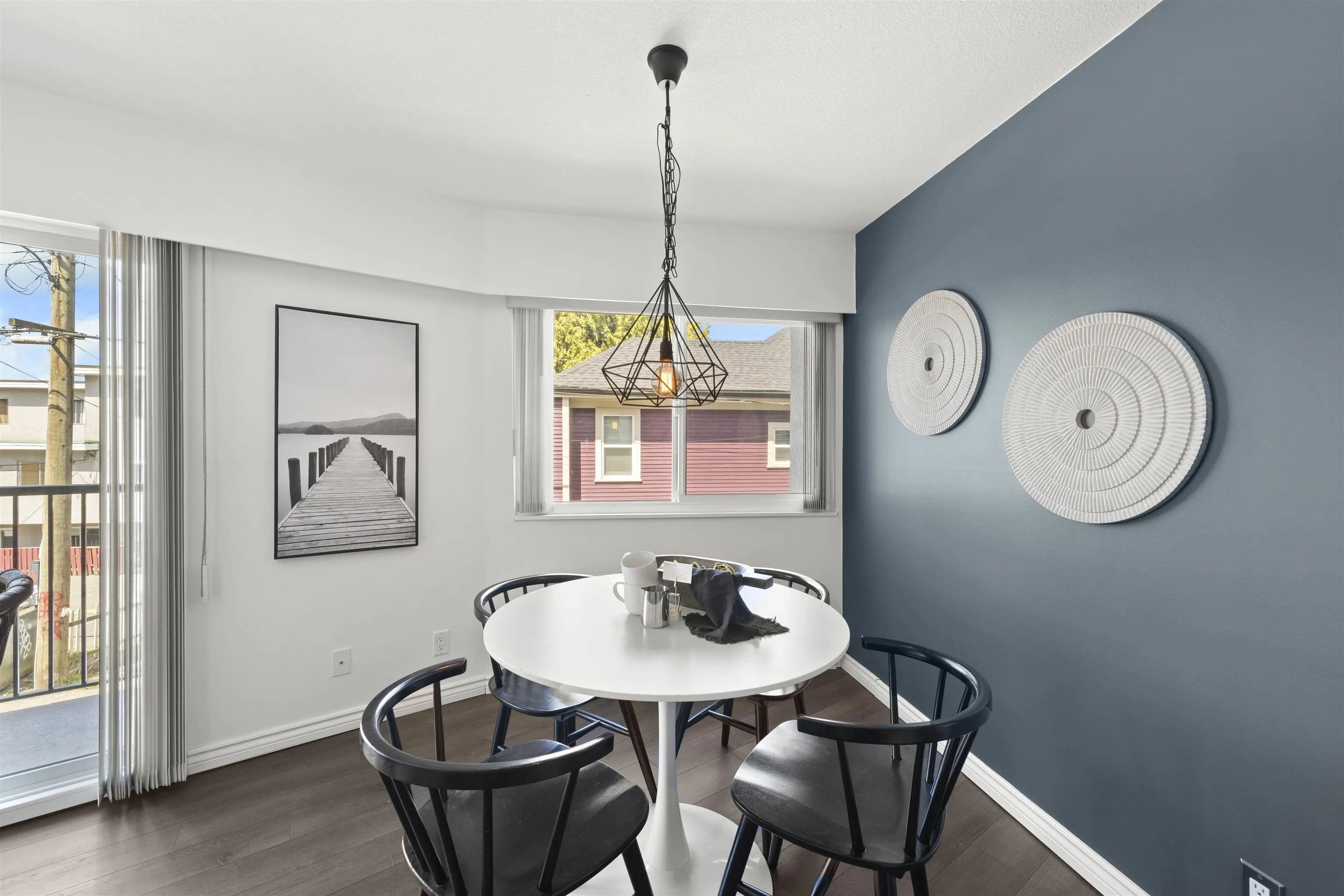 203 2244 Mcgill Street