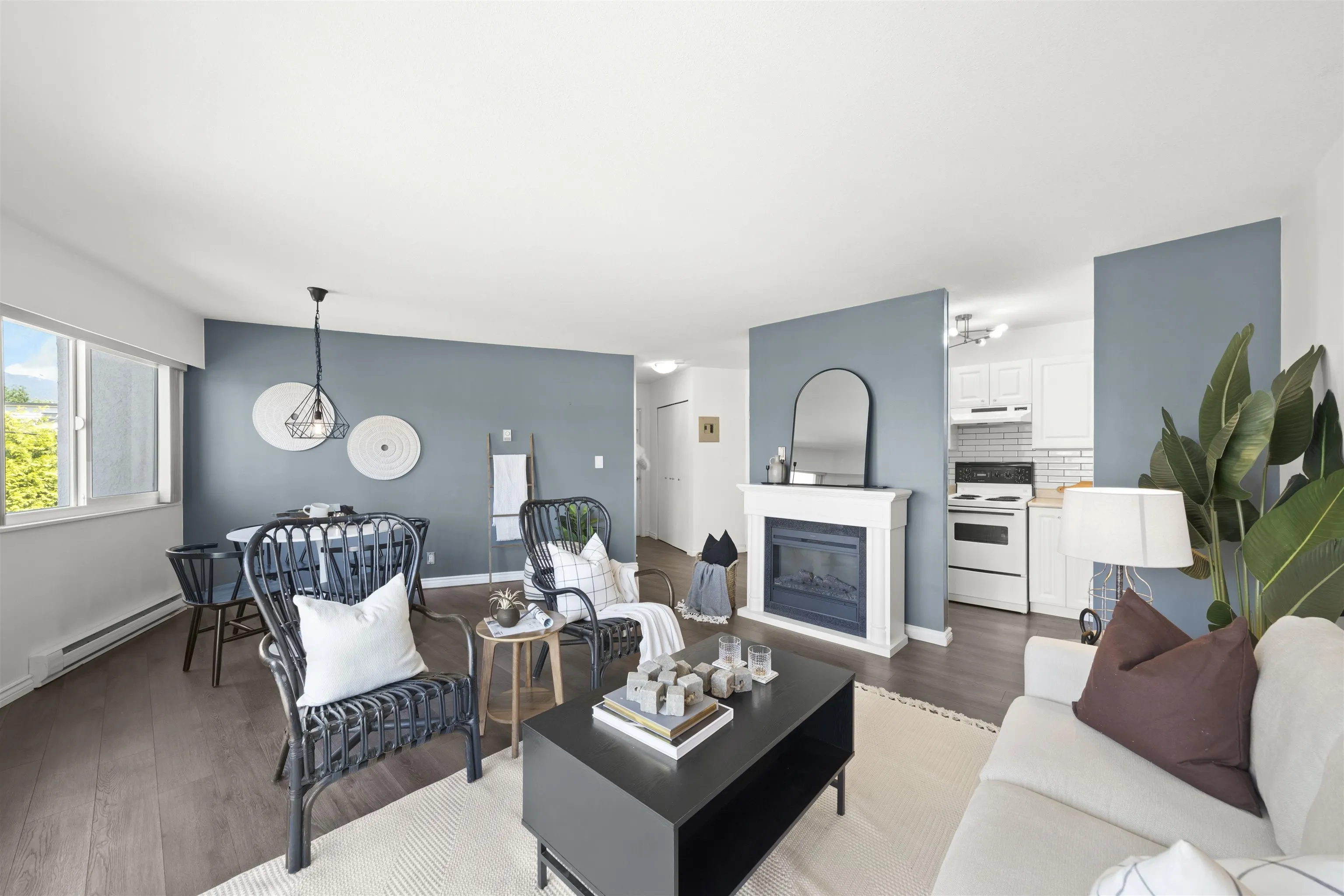 203 2244 Mcgill Street