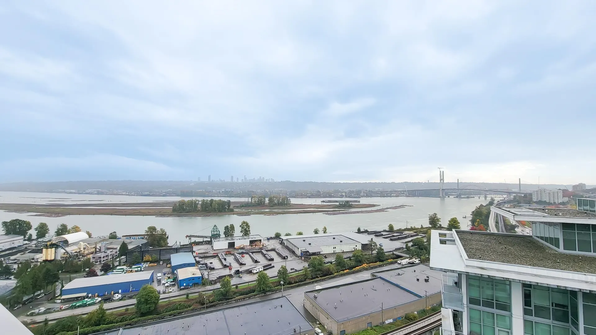 2101 258 Nelson's Court