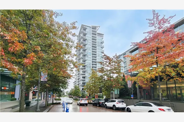 2101 258 Nelson's Court