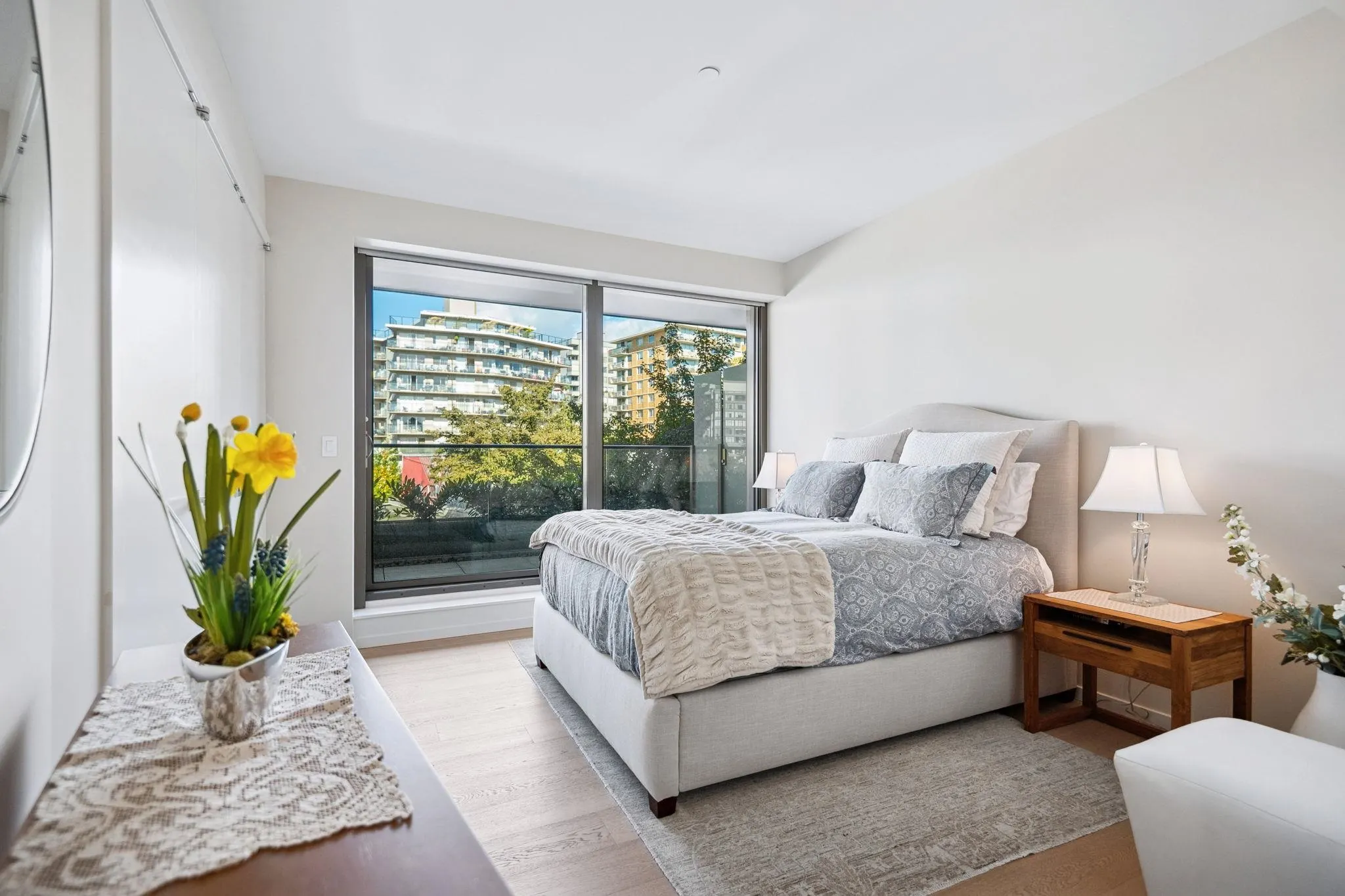 209 1355 Bellevue Avenue