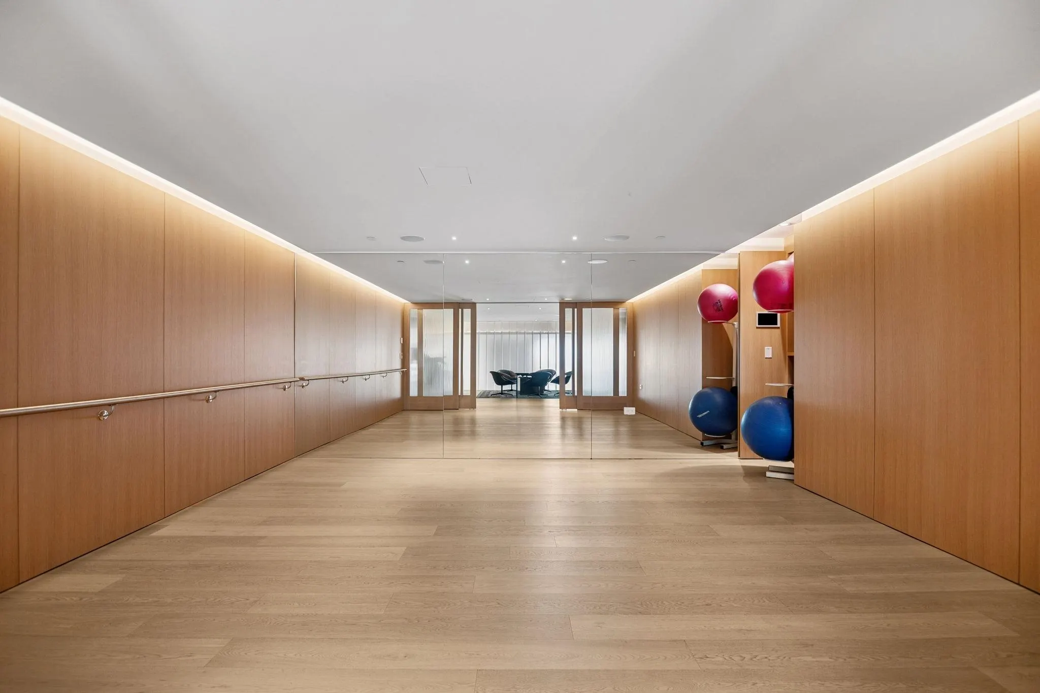 209 1355 Bellevue Avenue