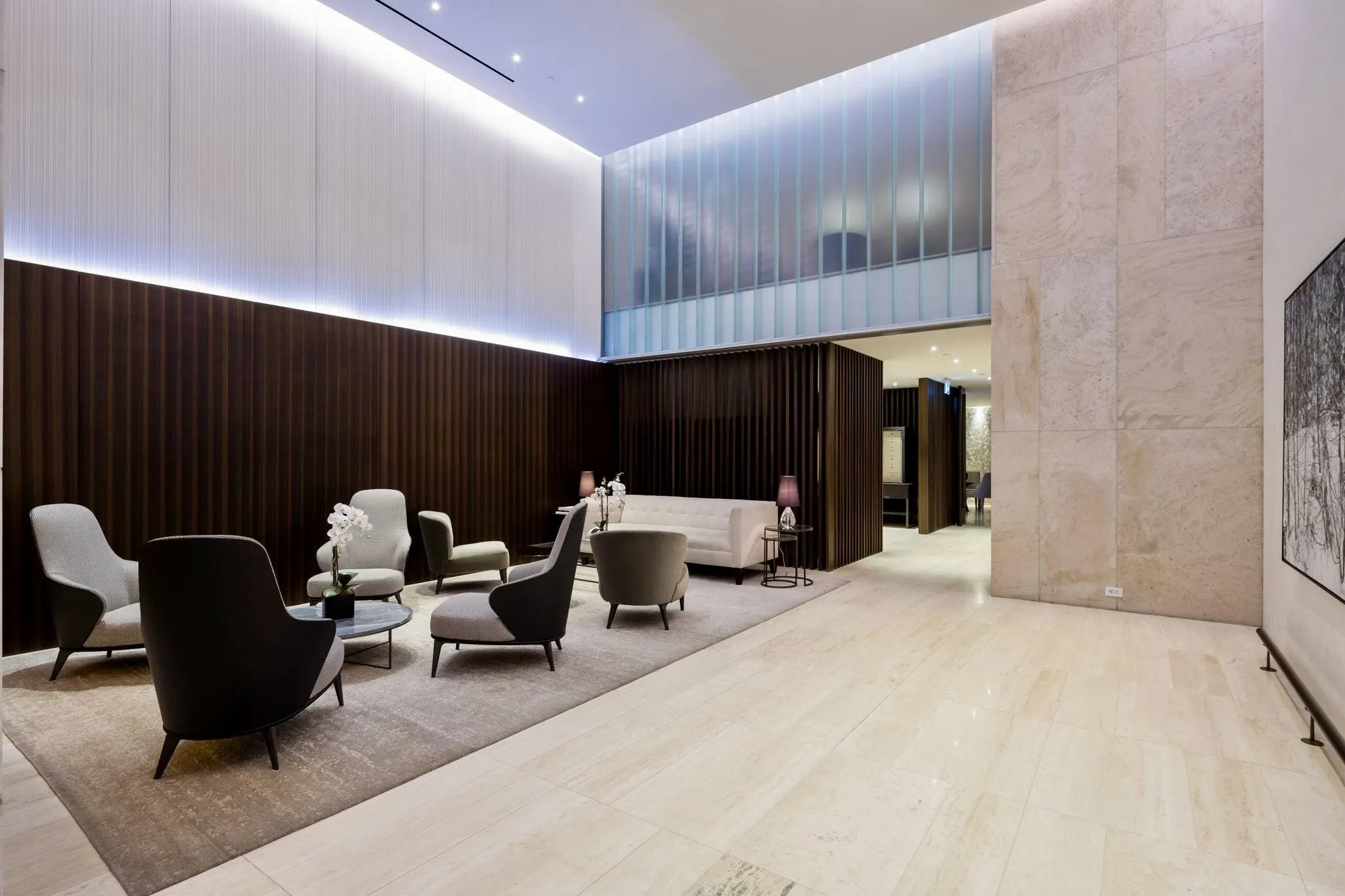 209 1355 Bellevue Avenue