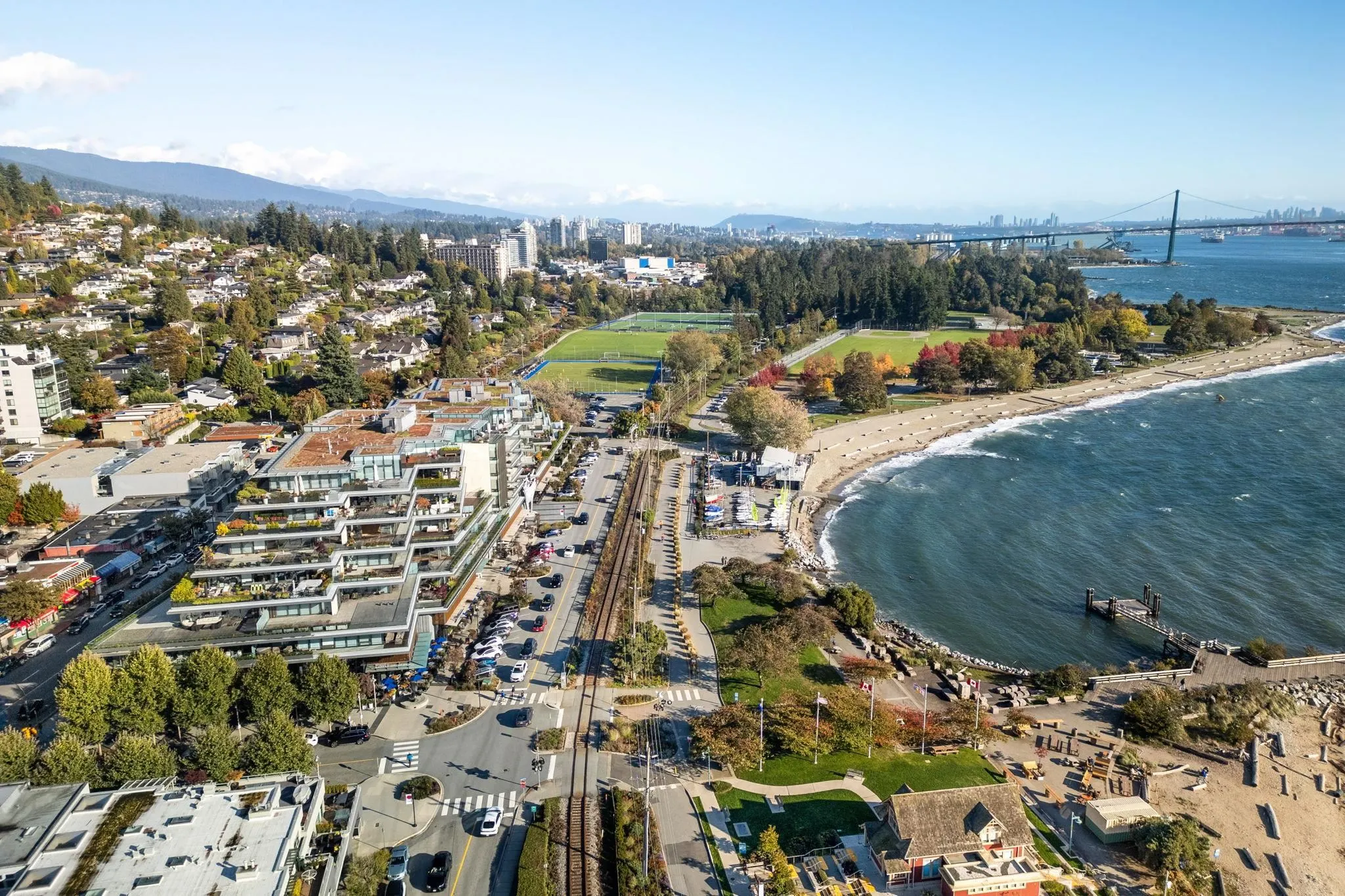 209 1355 Bellevue Avenue