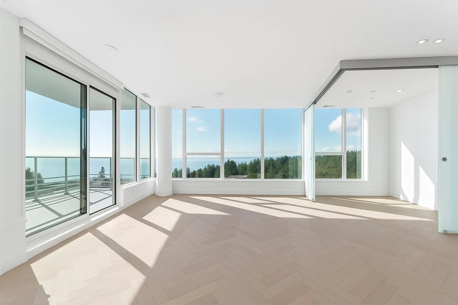 705 1342 Johnston Road