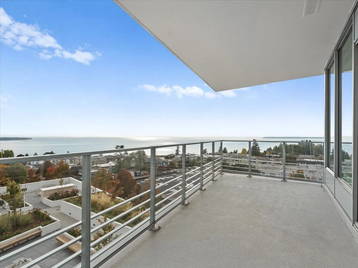 705 1342 Johnston Road