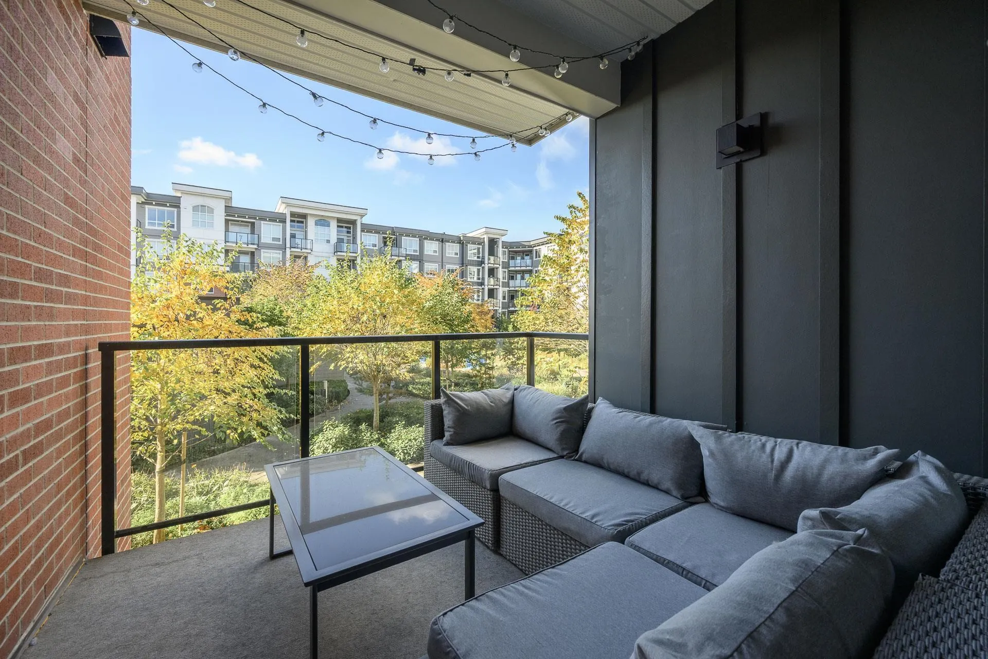 3313 2180 Kelly Avenue