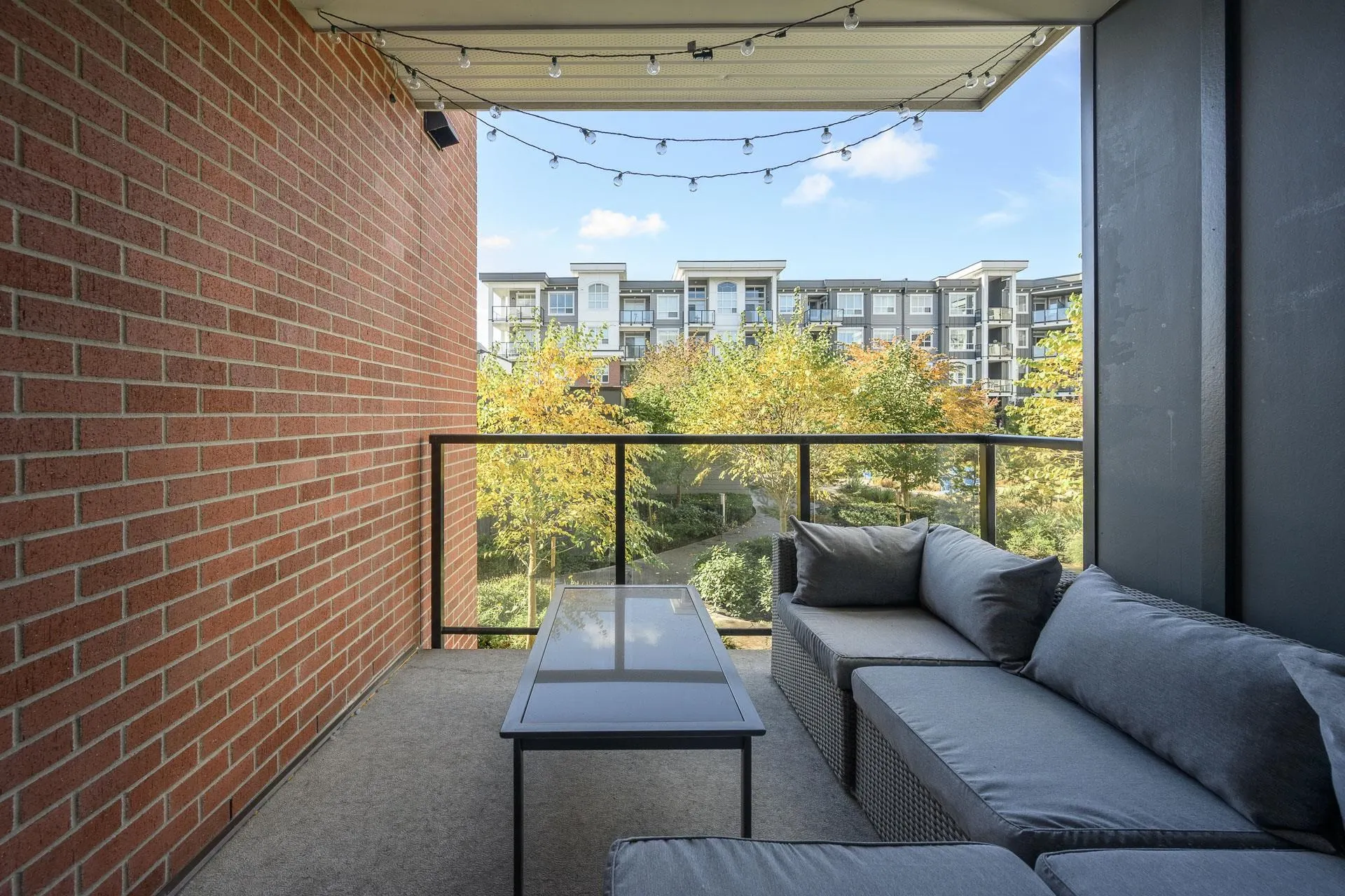 3313 2180 Kelly Avenue