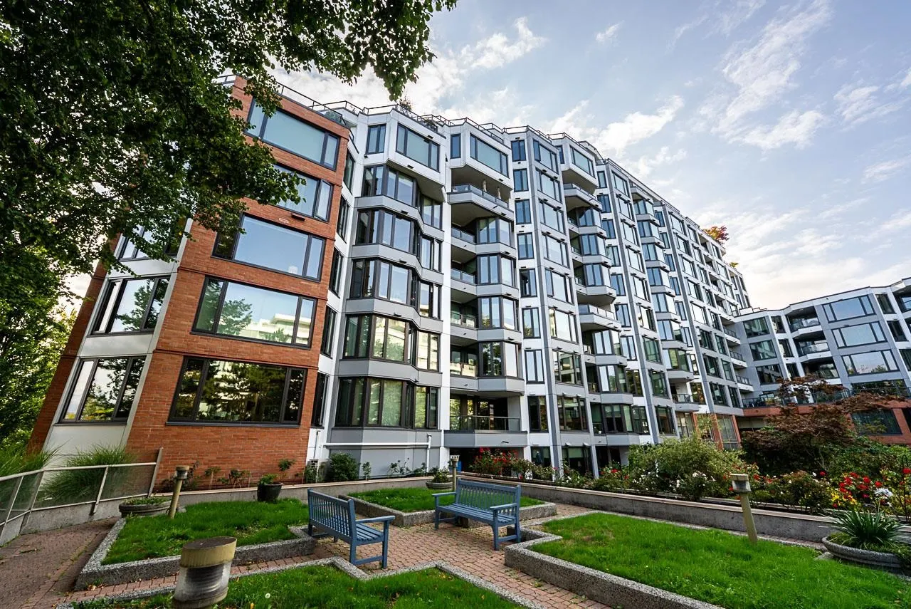 410 2201 Pine Street