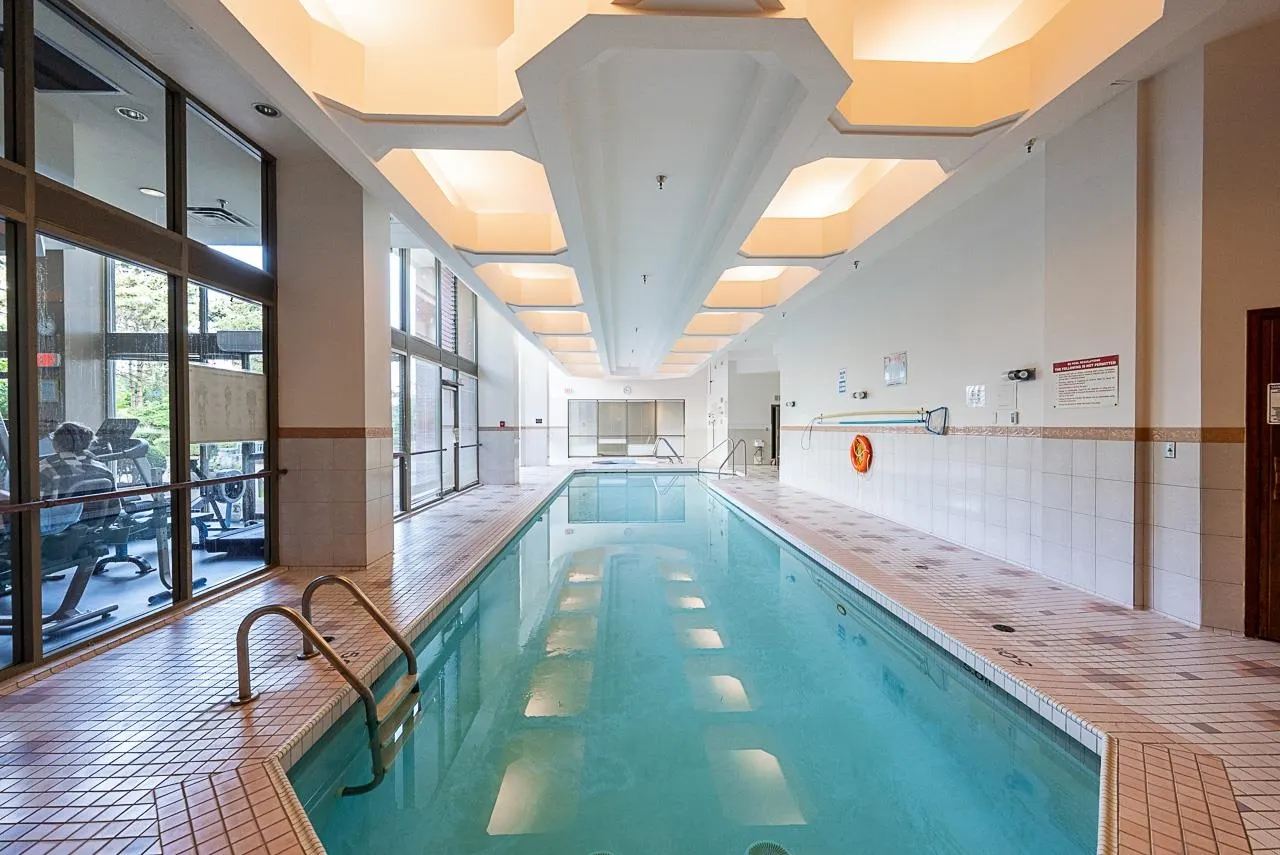 410 2201 Pine Street