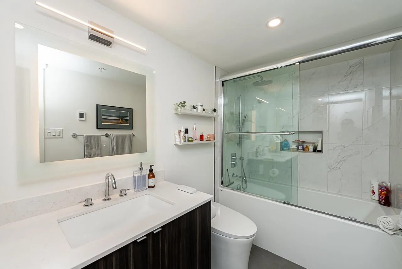 410 2201 Pine Street