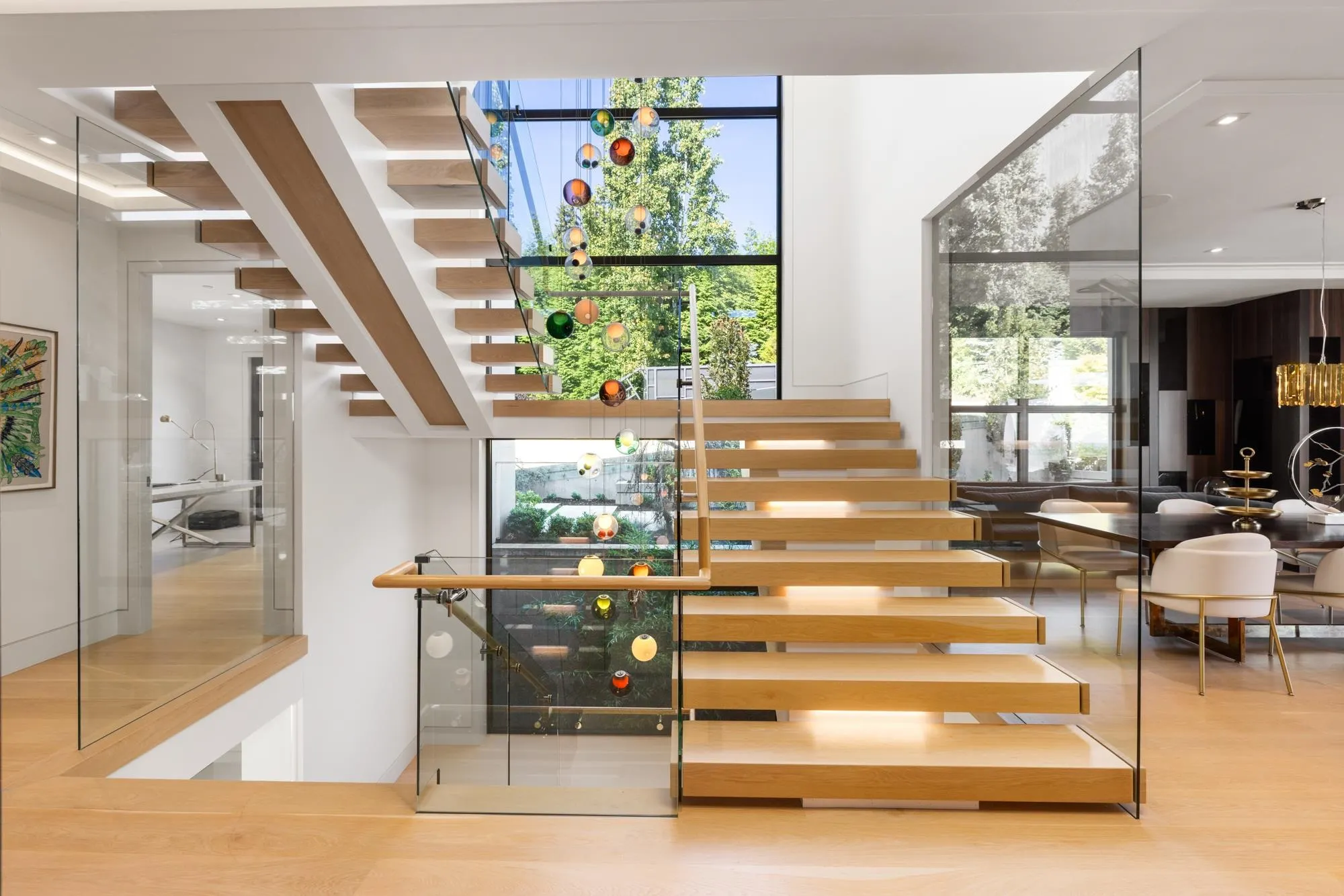 1050 King Georges Way