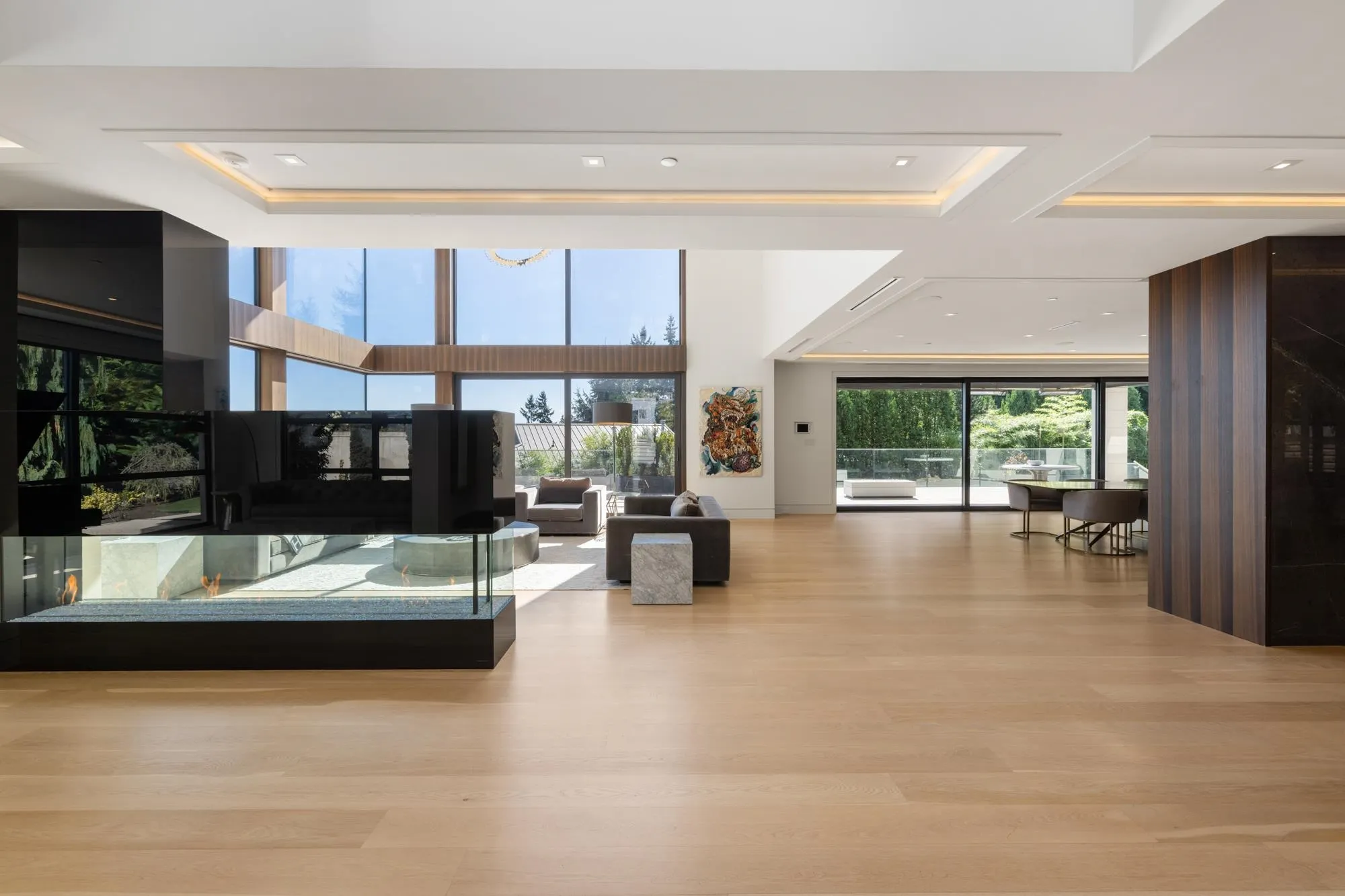 1050 King Georges Way