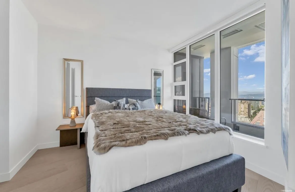 2802 1289 Hornby Street