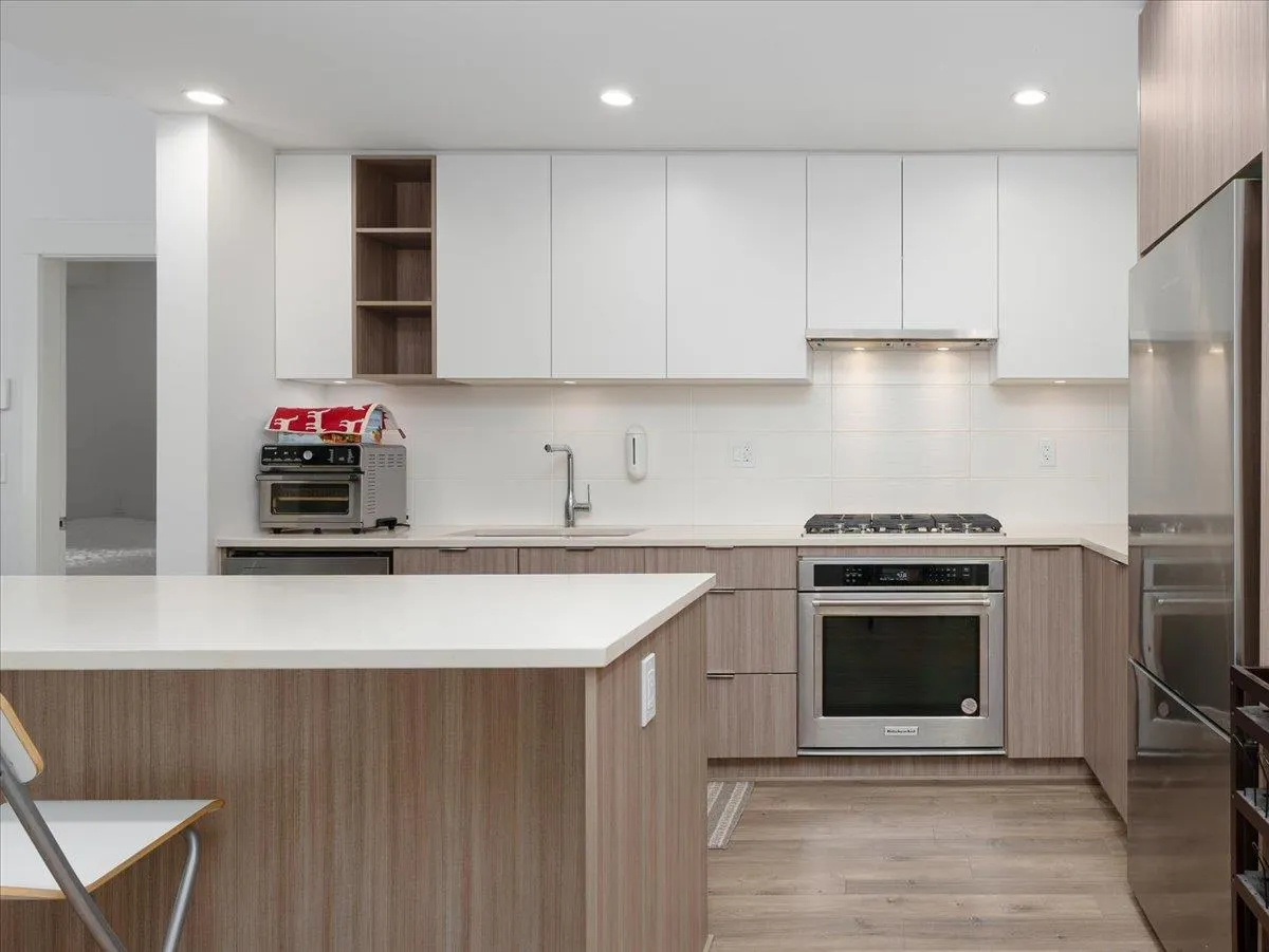 119 750 Dogwood Street