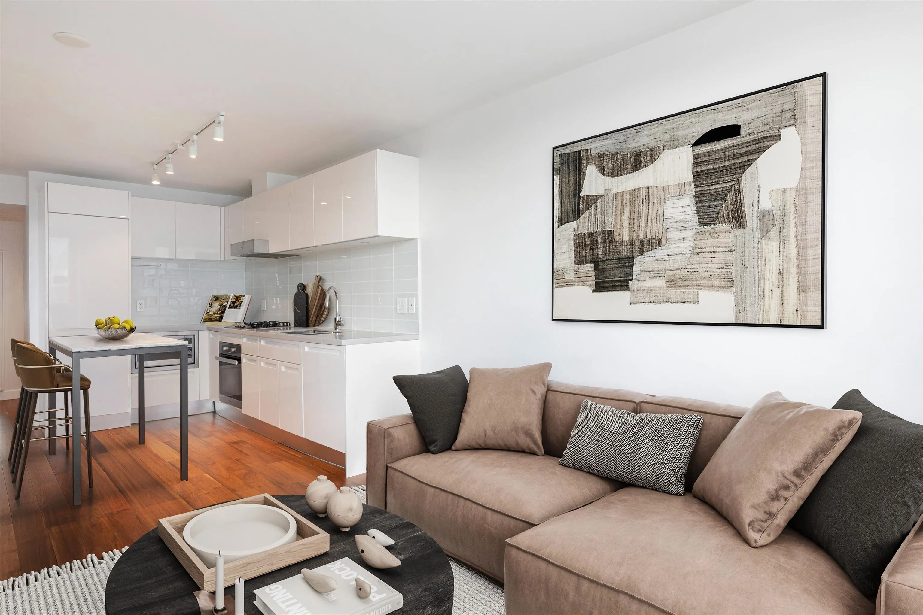 1201 188 Keefer Street