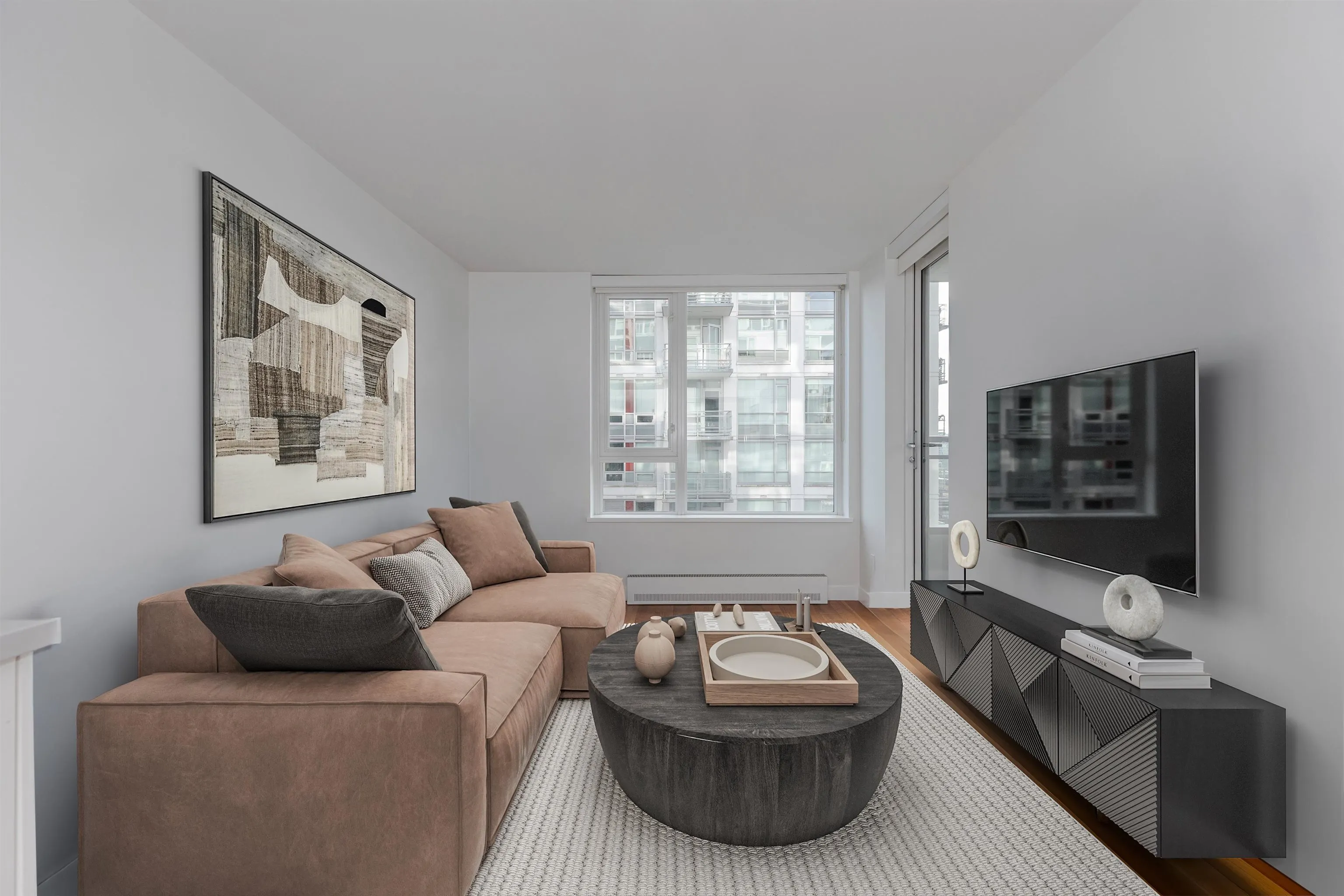 1201 188 Keefer Street