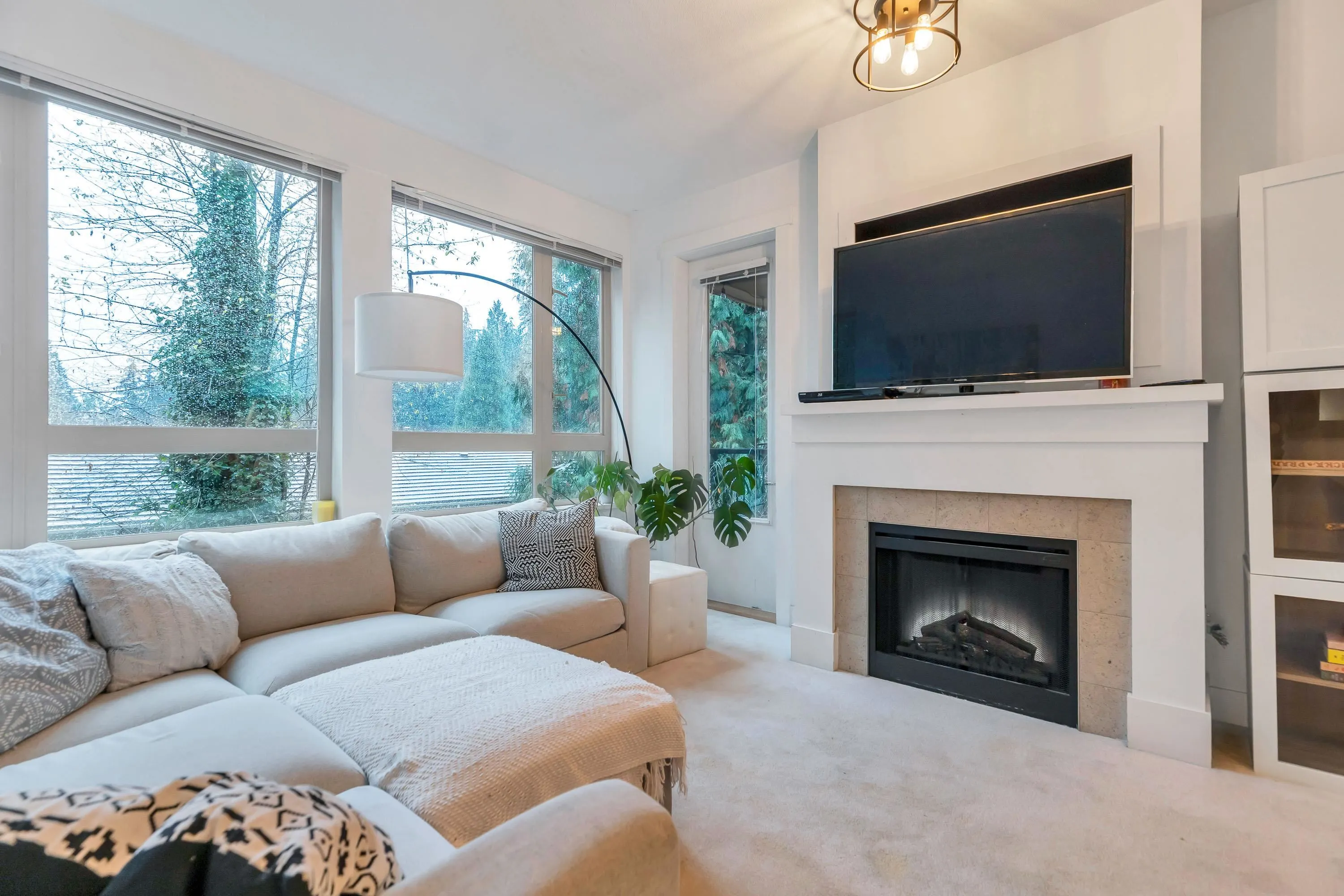 310 1111 E 27th Street