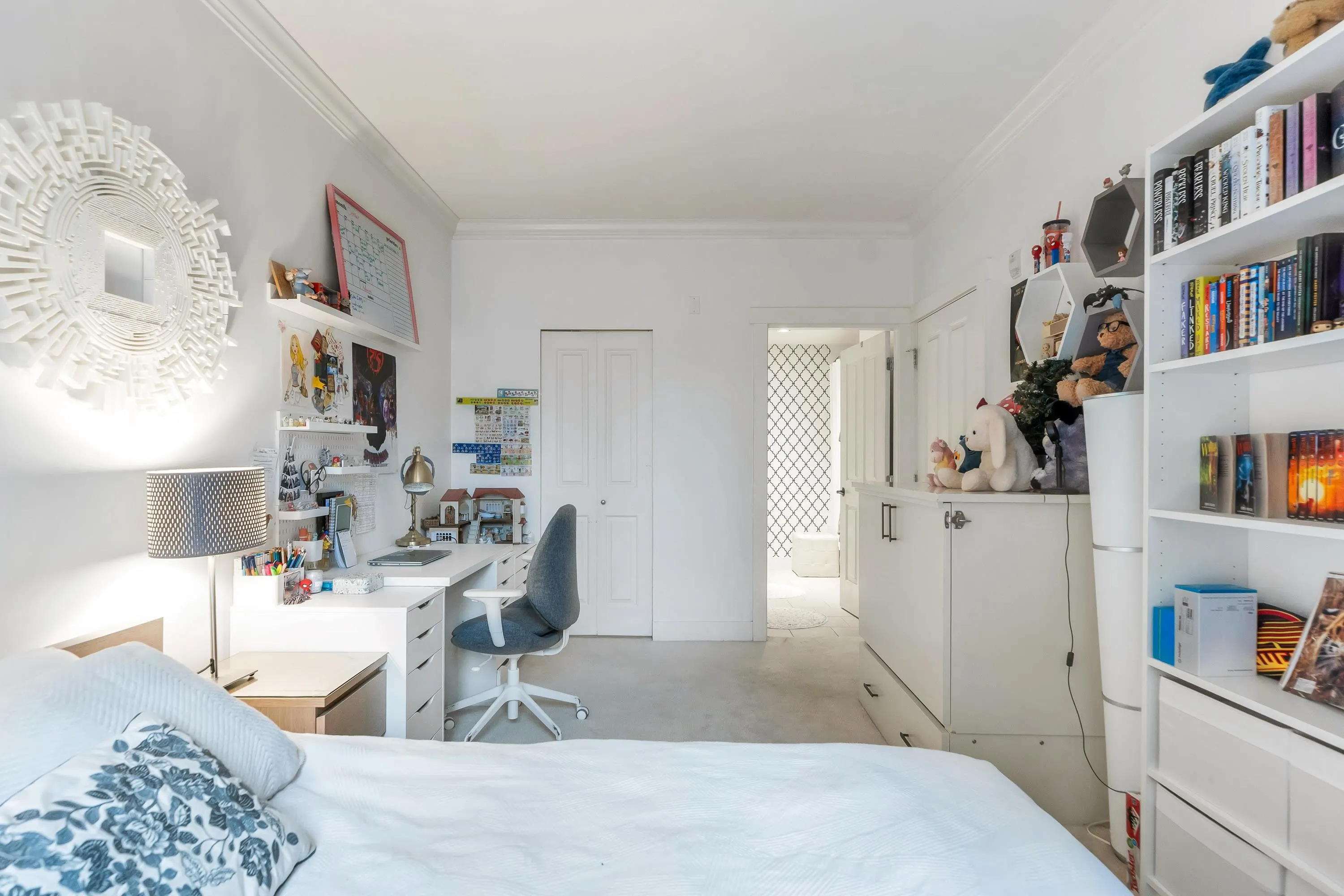 310 1111 E 27th Street