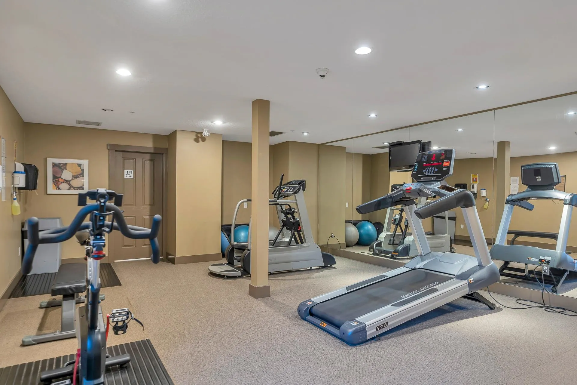 310 1111 E 27th Street