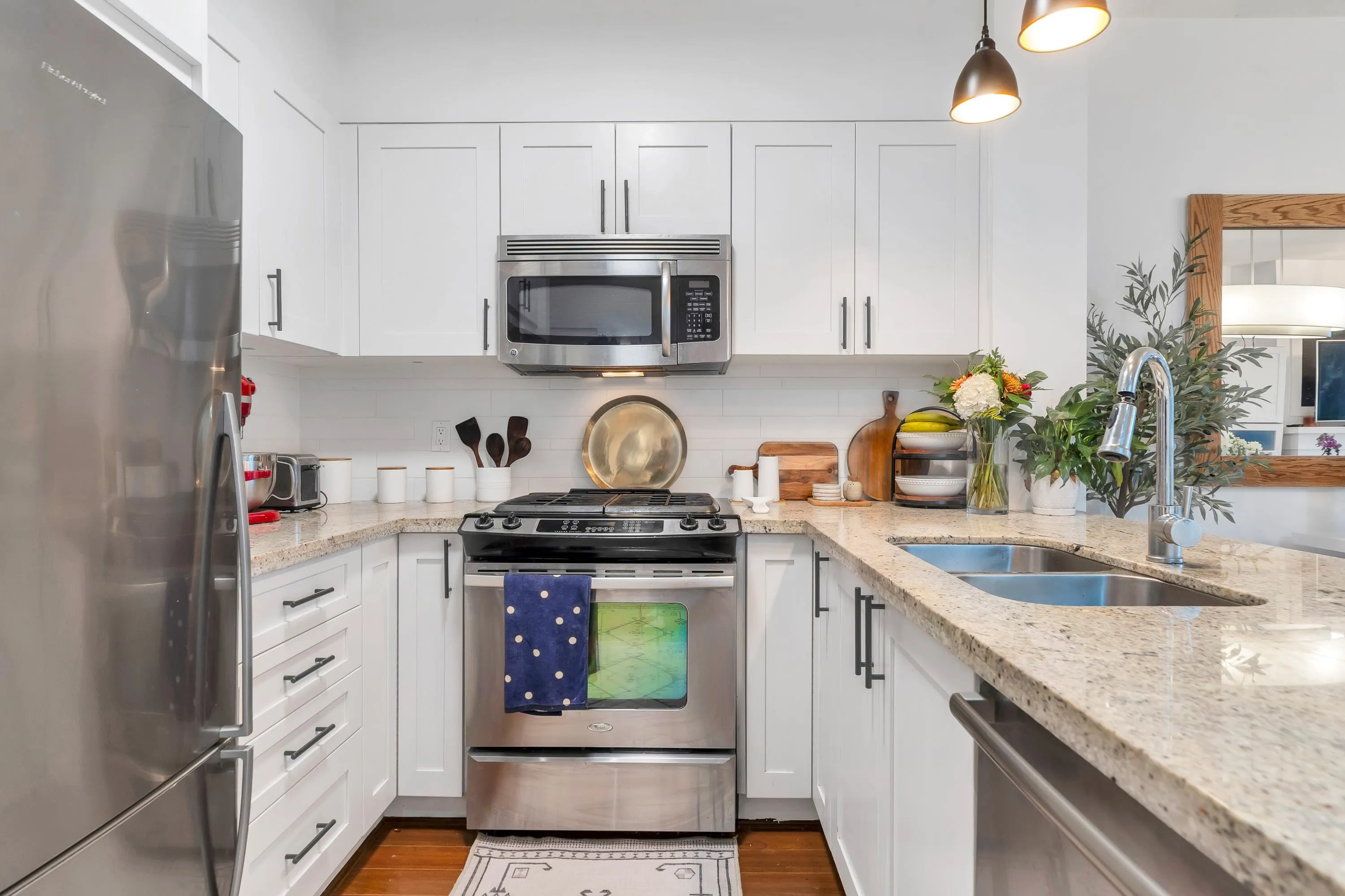 310 1111 E 27th Street