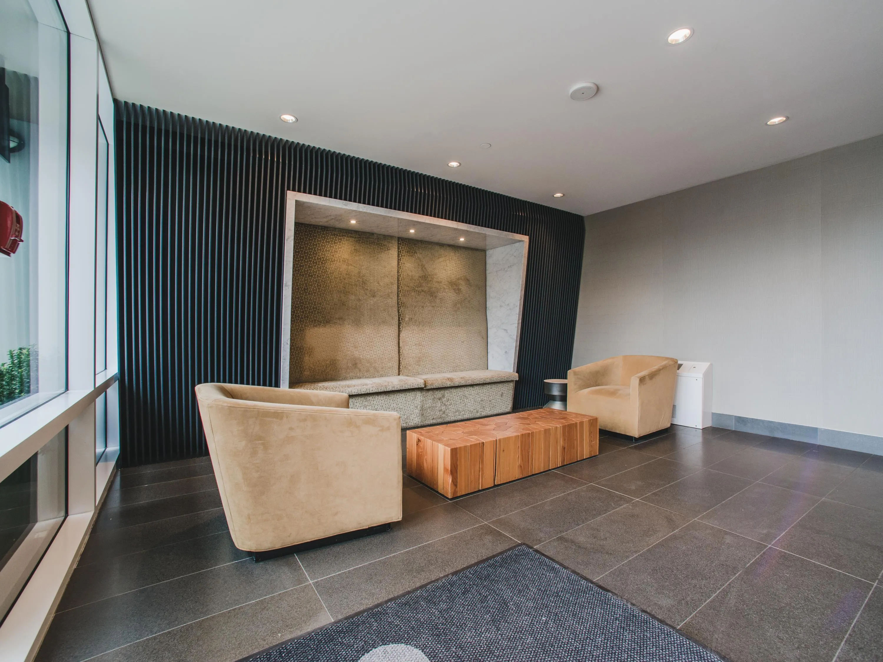 206 1618 Quebec Street