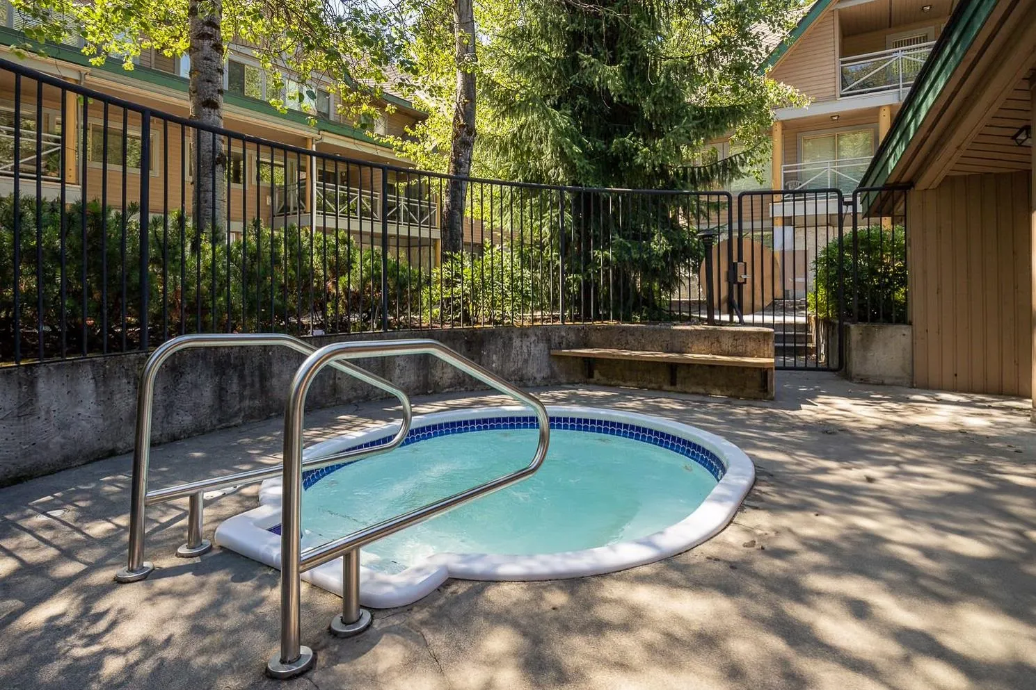 19 4375 Northlands Boulevard