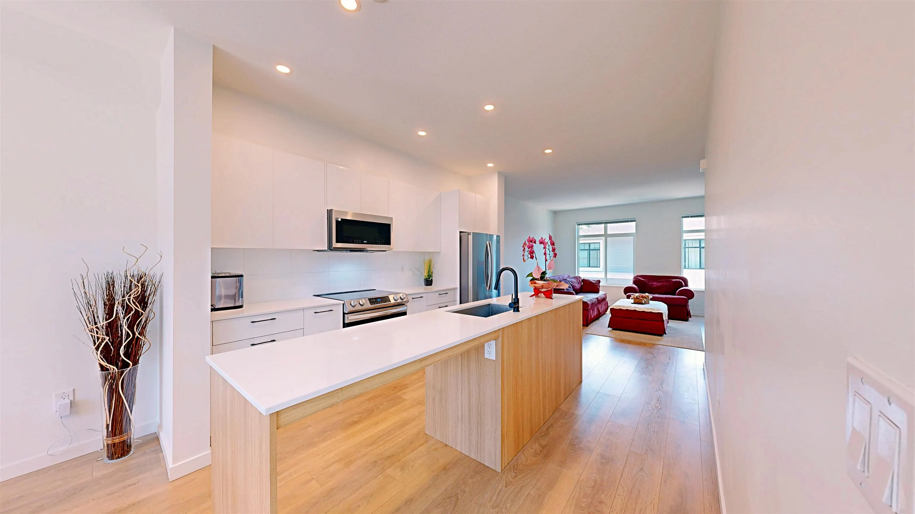 130 15235 Sitka Drive