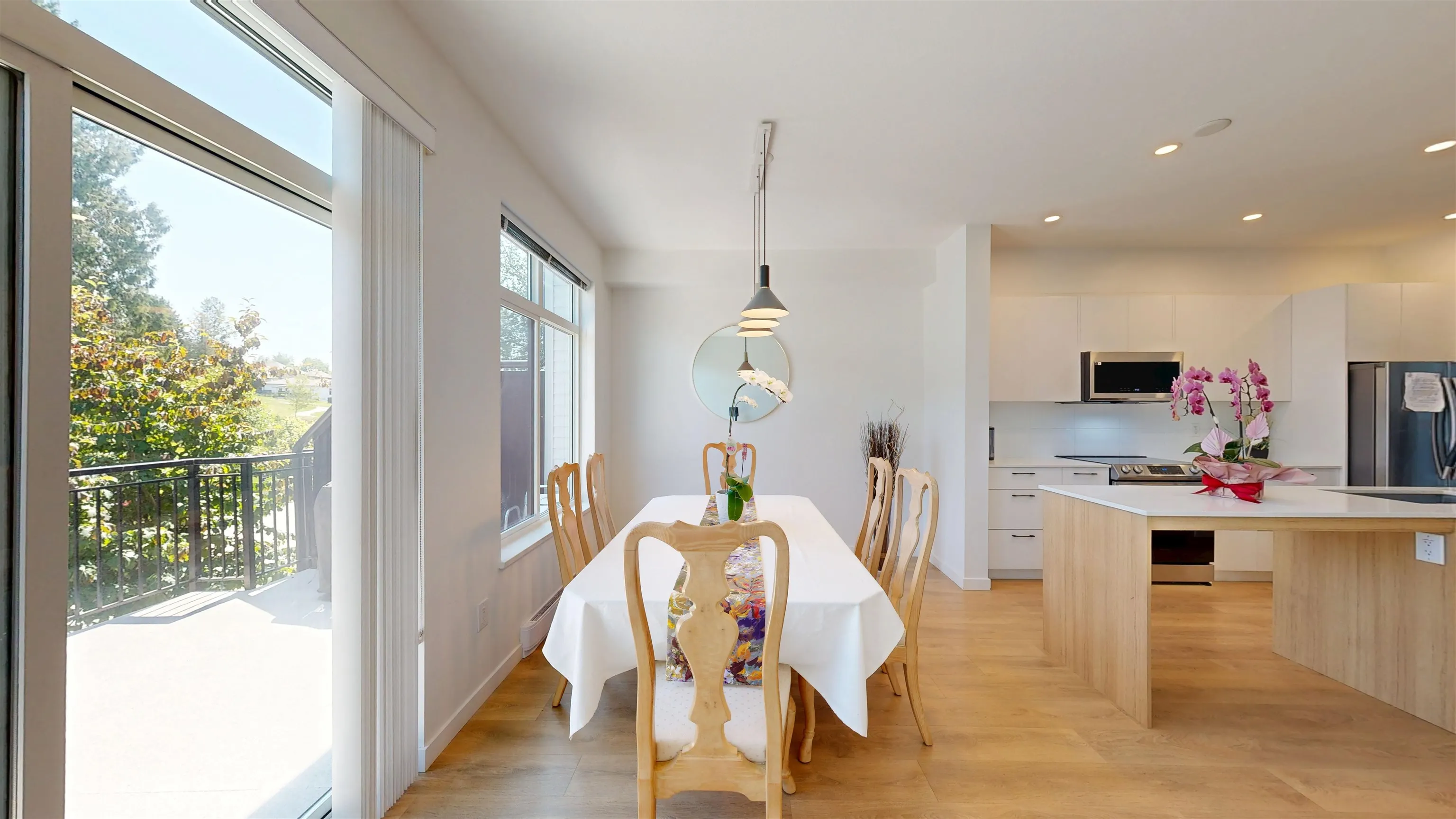 130 15235 Sitka Drive