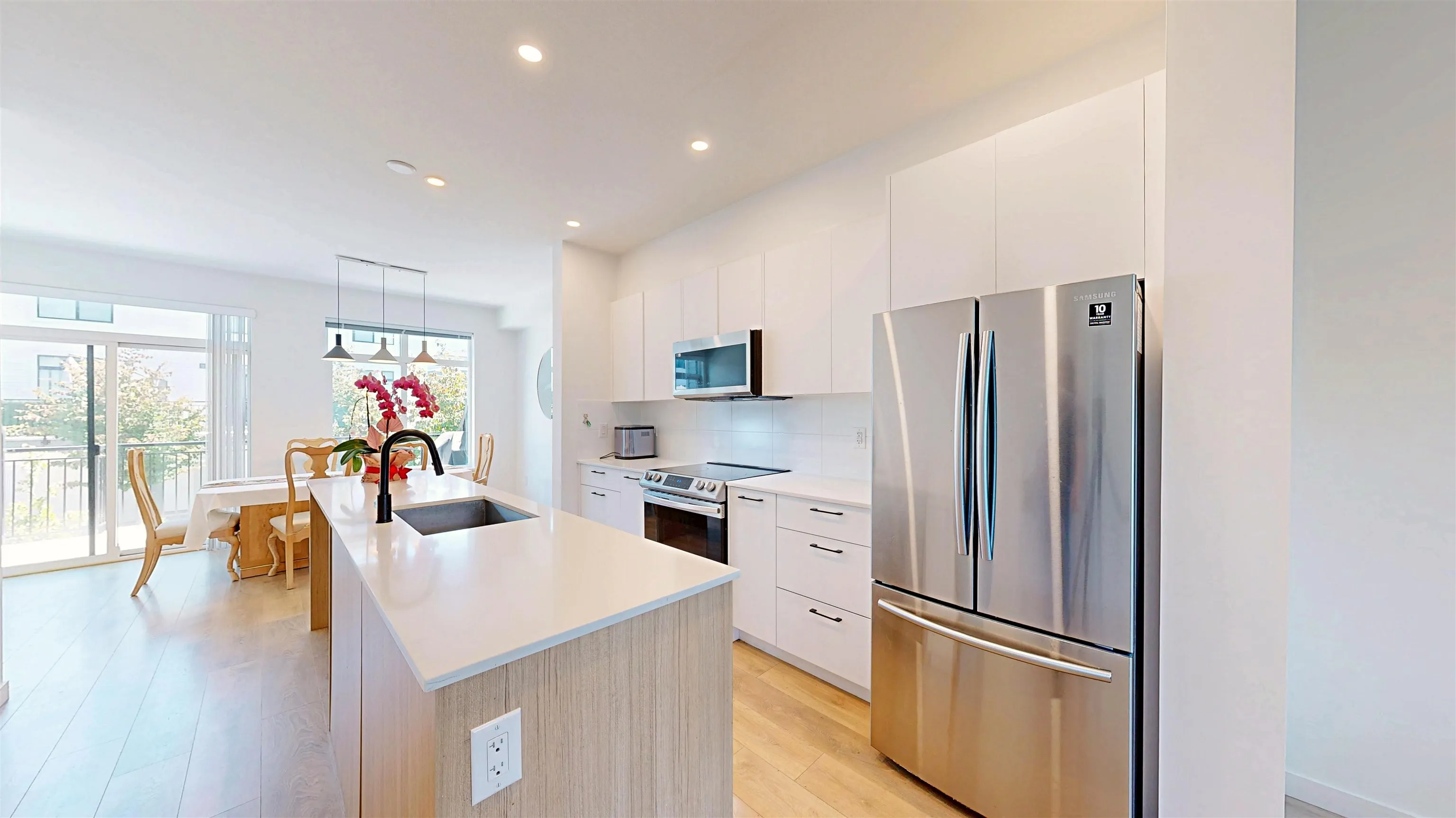 130 15235 Sitka Drive