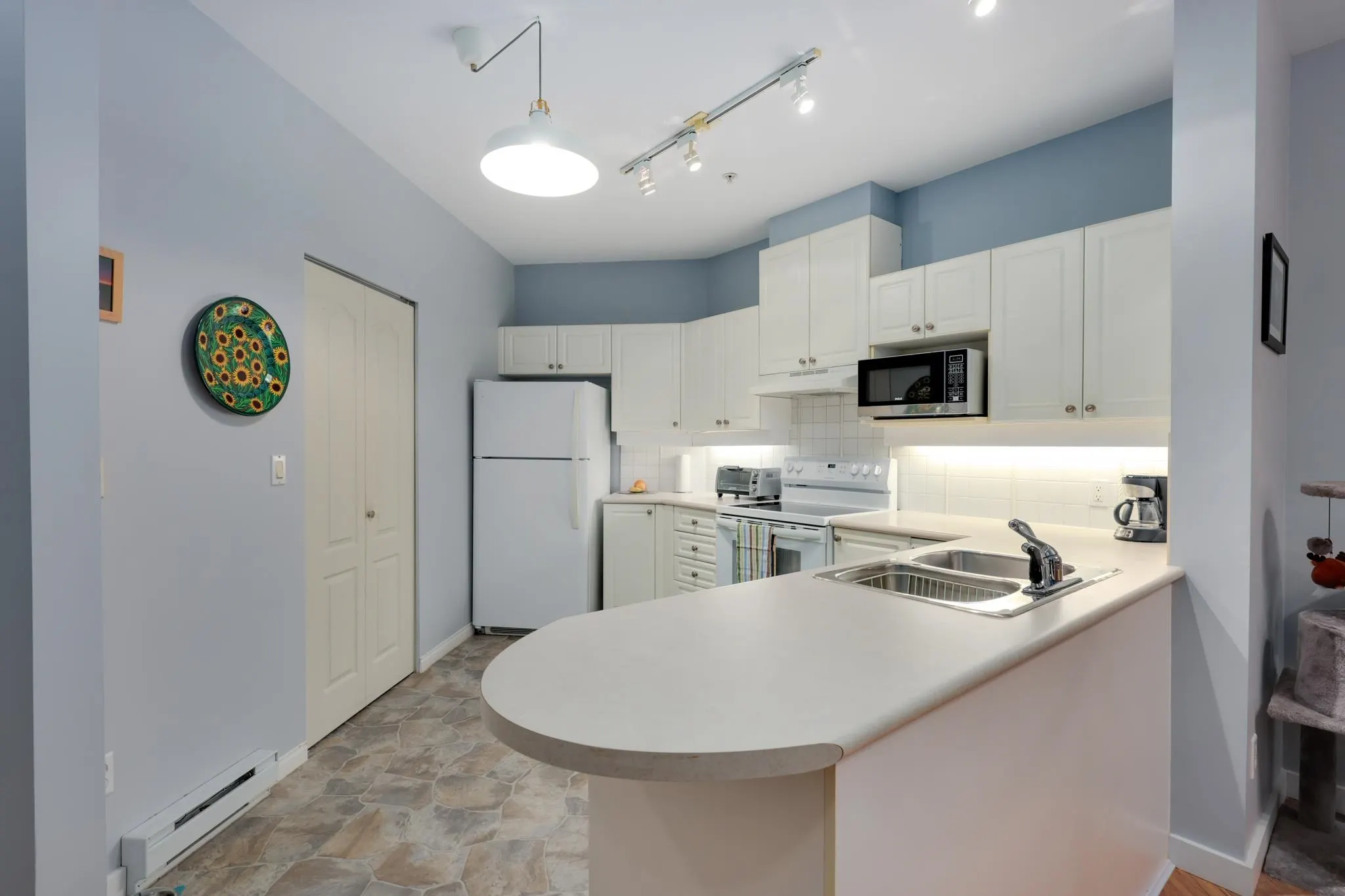 408 19091 Mcmyn Road