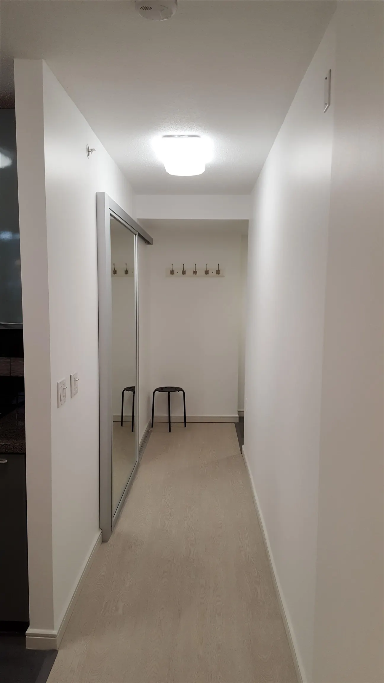 305 1068 Hornby Street