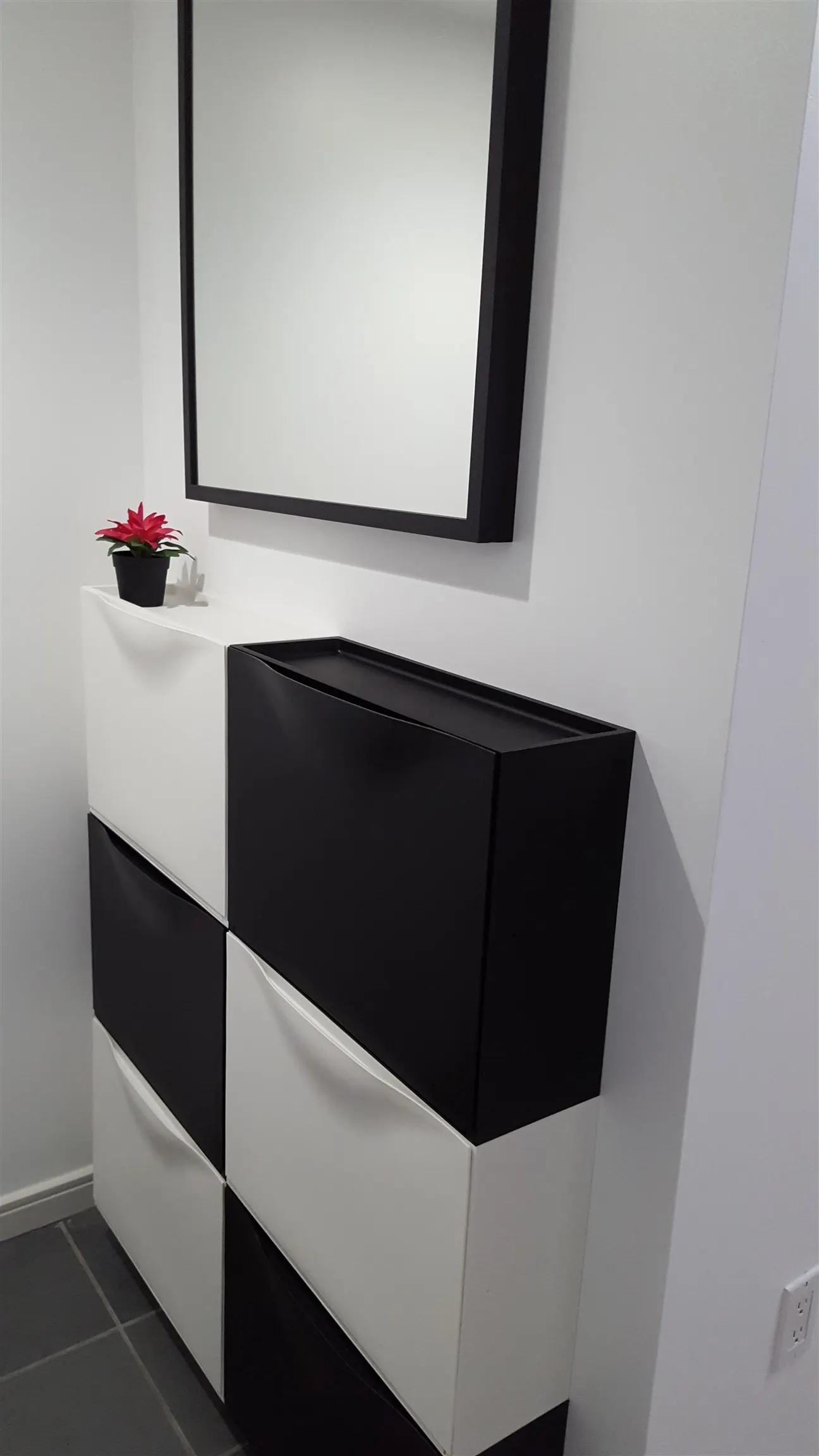 305 1068 Hornby Street