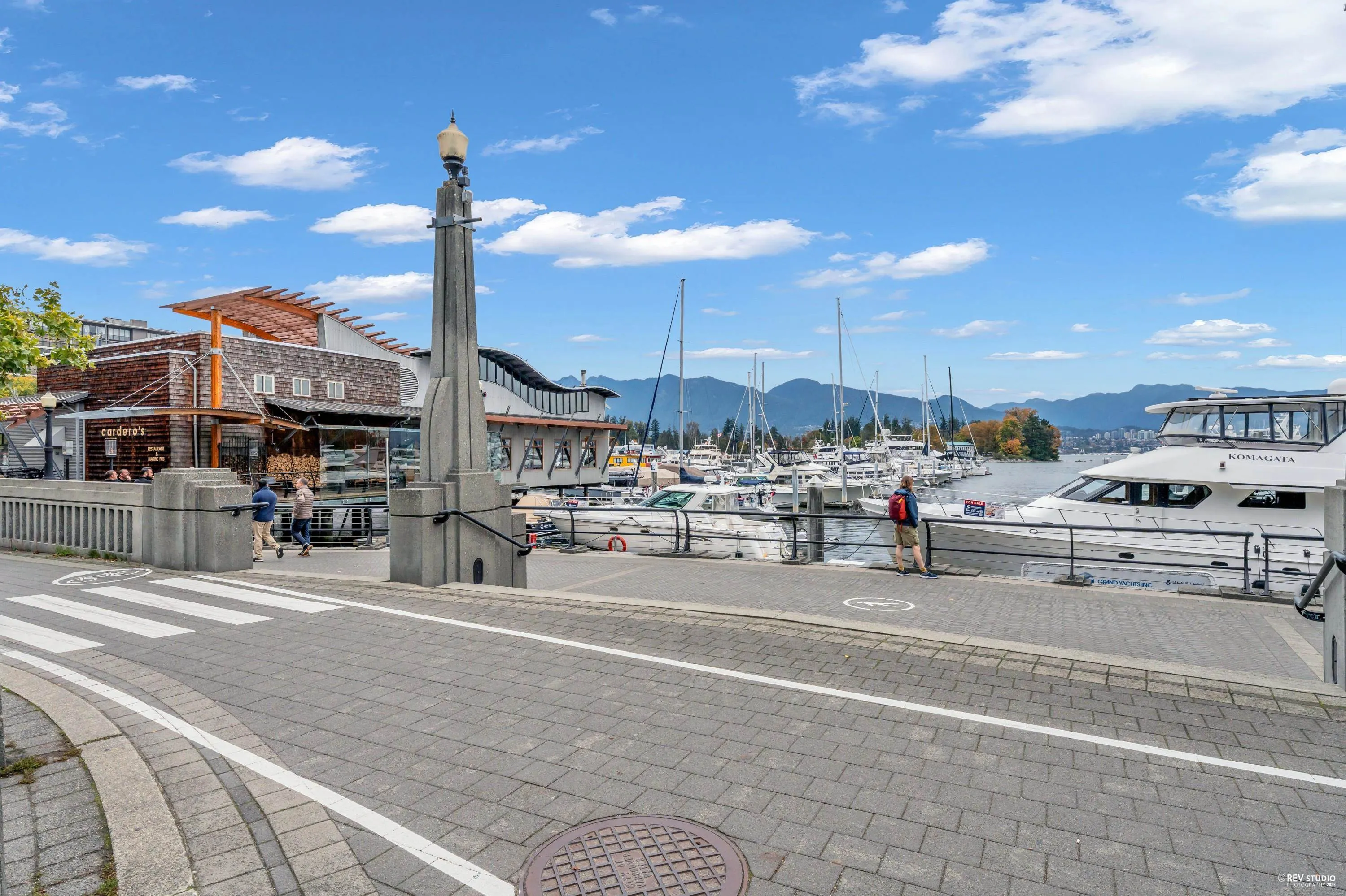 806 590 Nicola Street