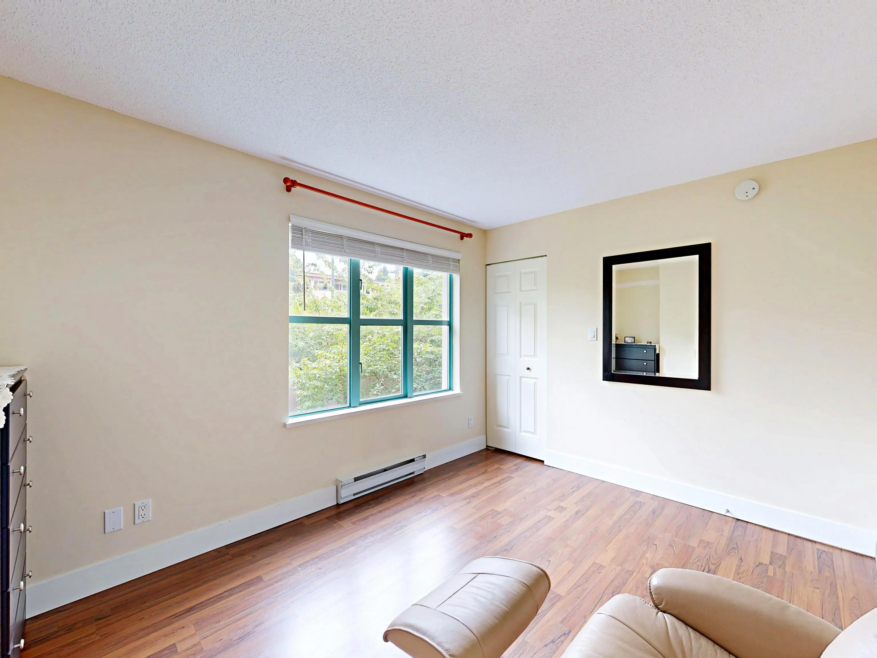 202 1555 Eastern Avenue